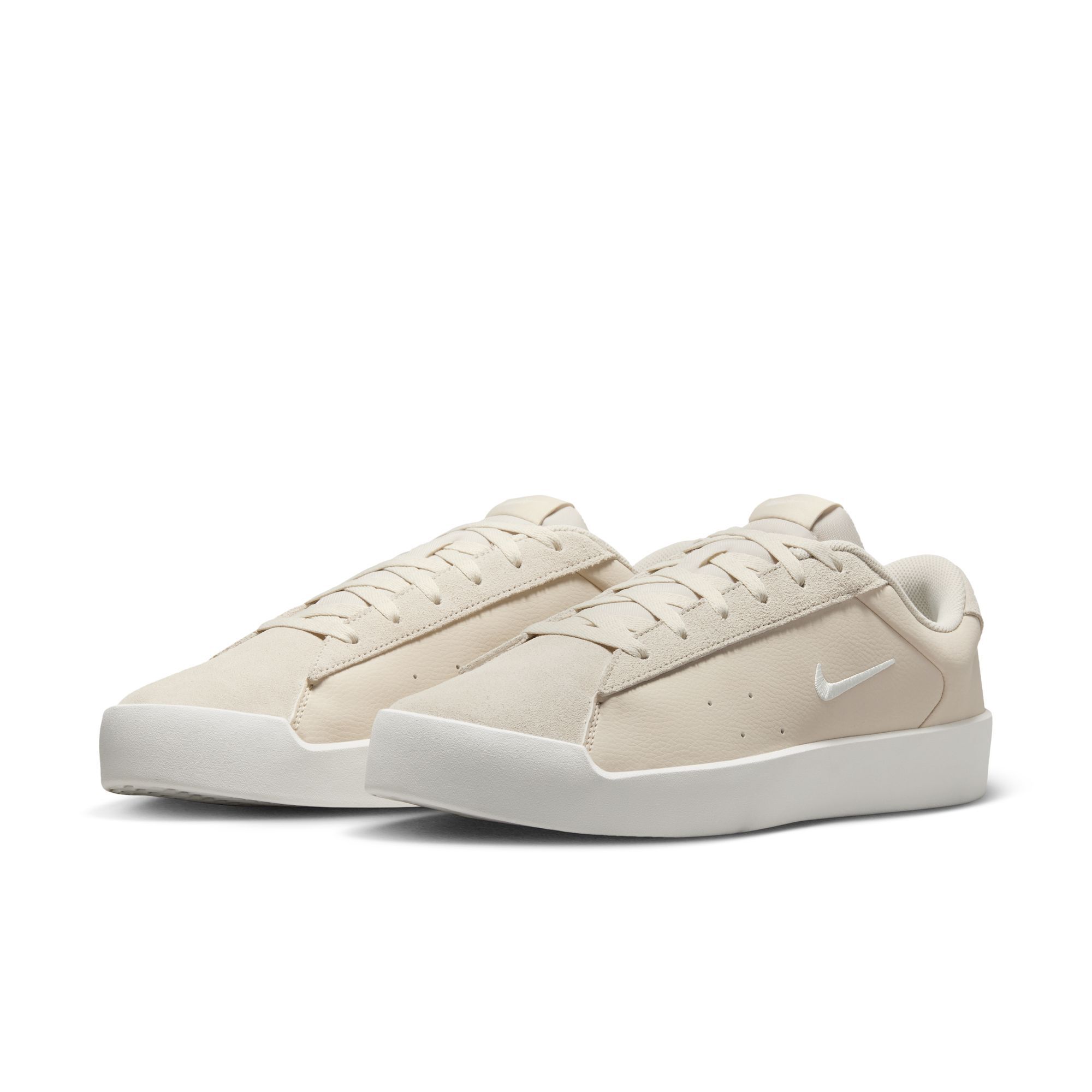 Nike Court Heritage image number 2