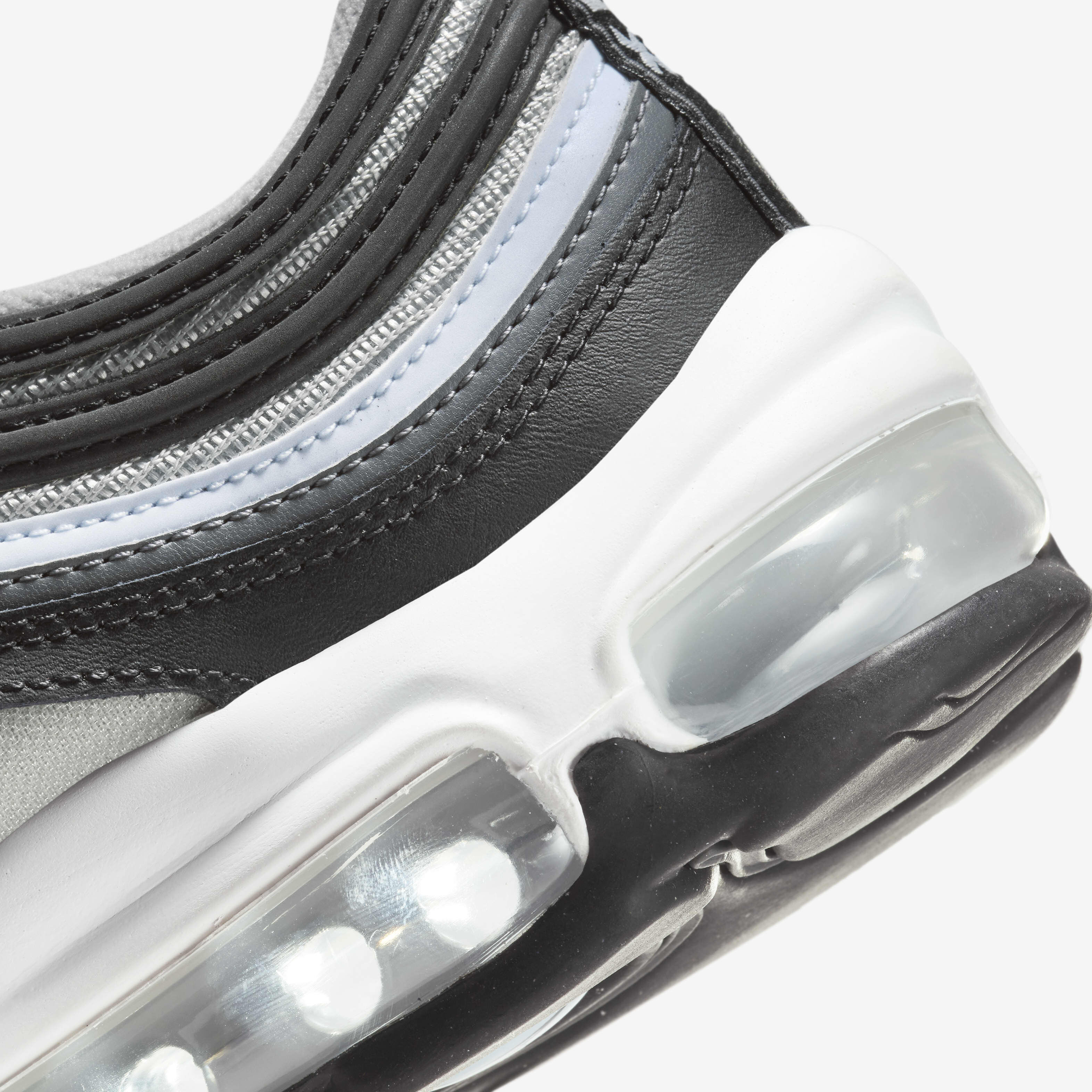 Nike millenium black clearance