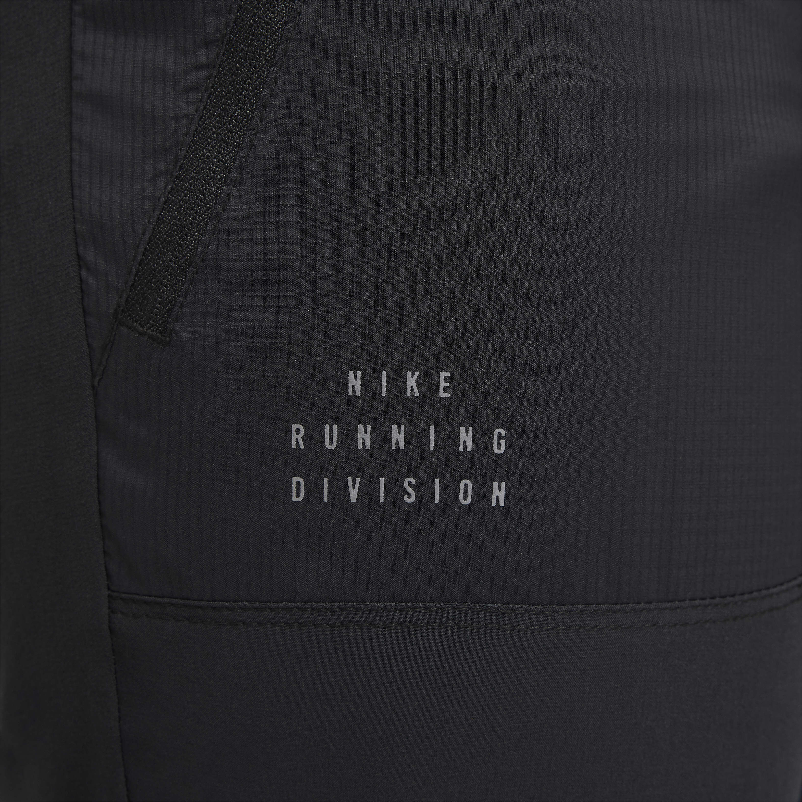 Nike Phenom Running Division image number 4