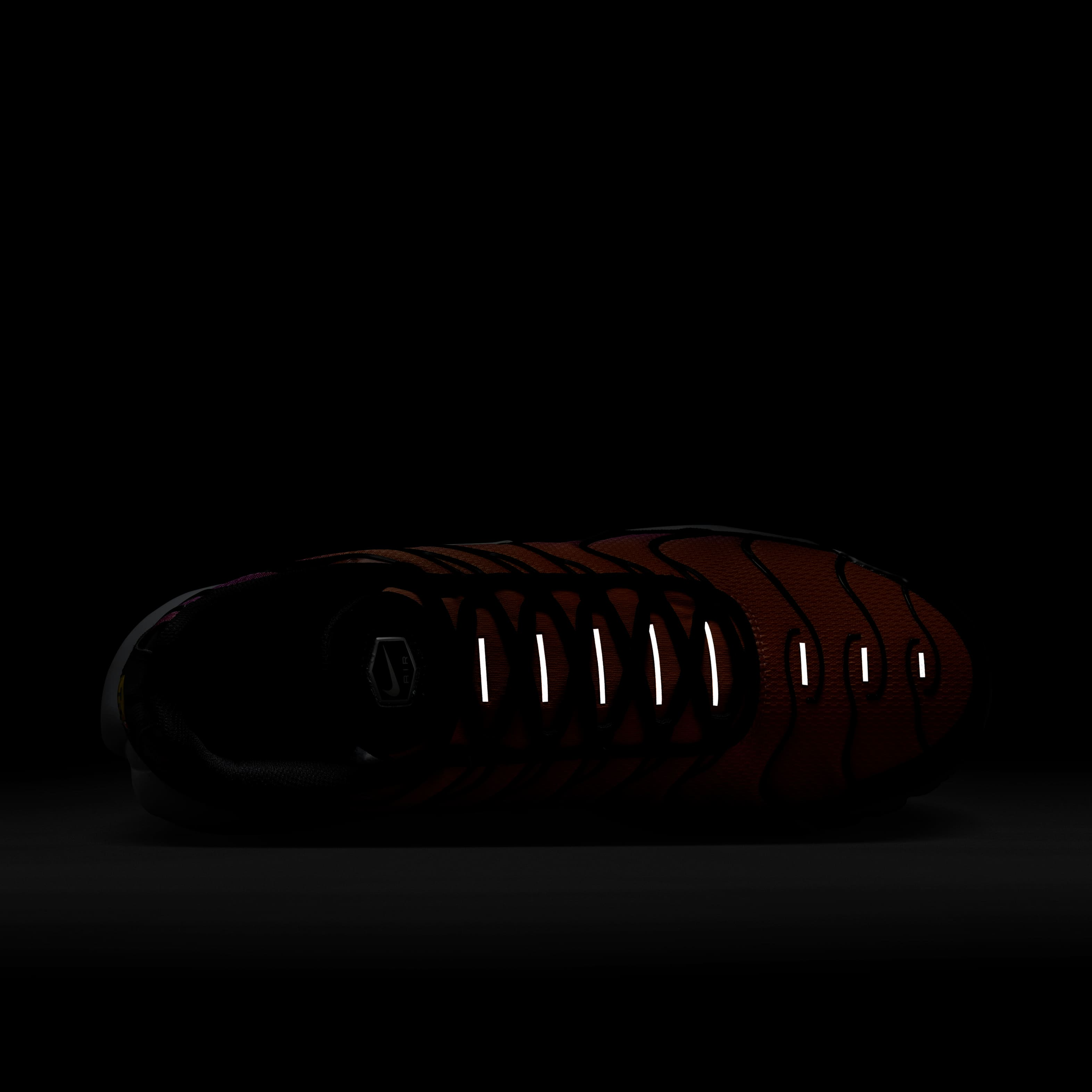 Nike Air Max Plus image number 8