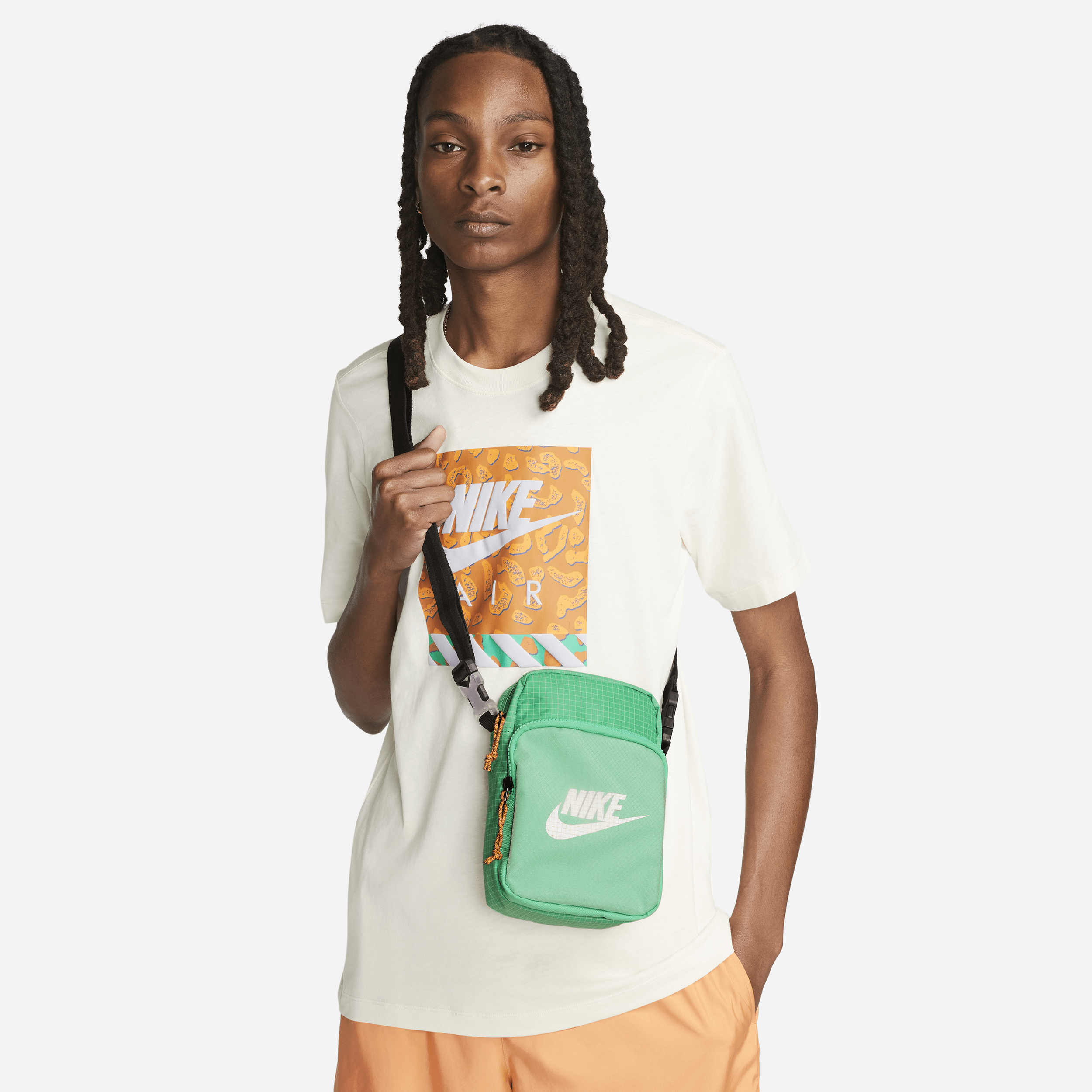 Nike shop heritage small