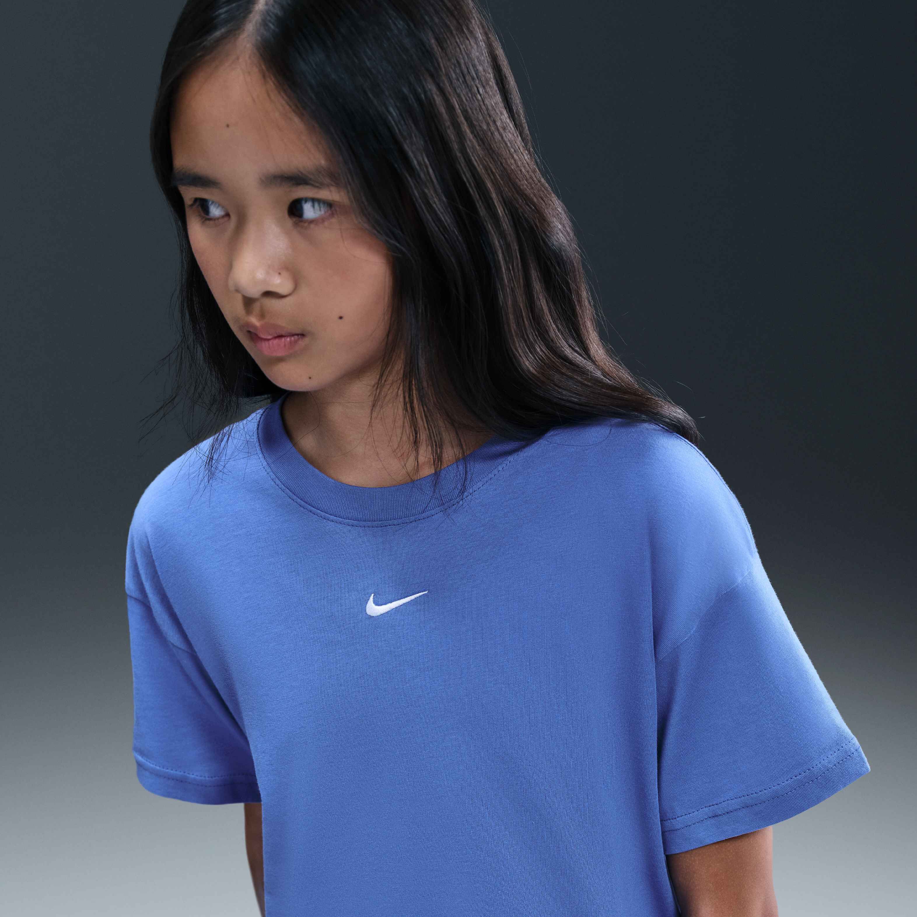Nike Sportswear Essential image number 0