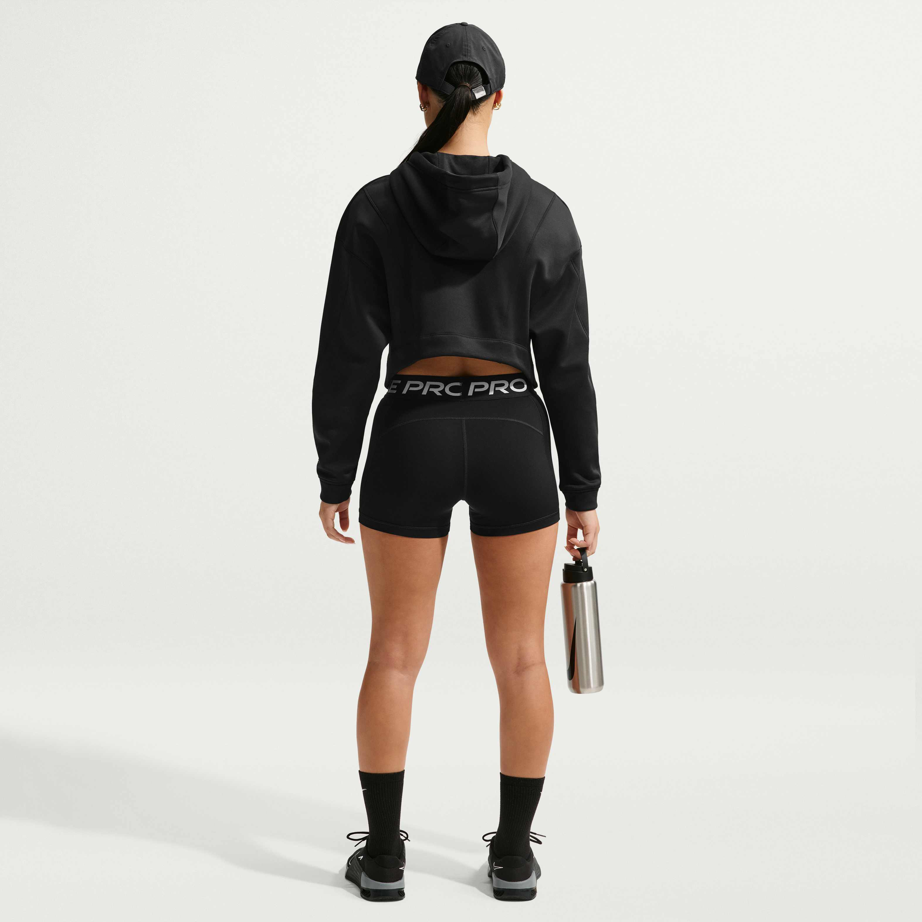 Nike Pro image number 4