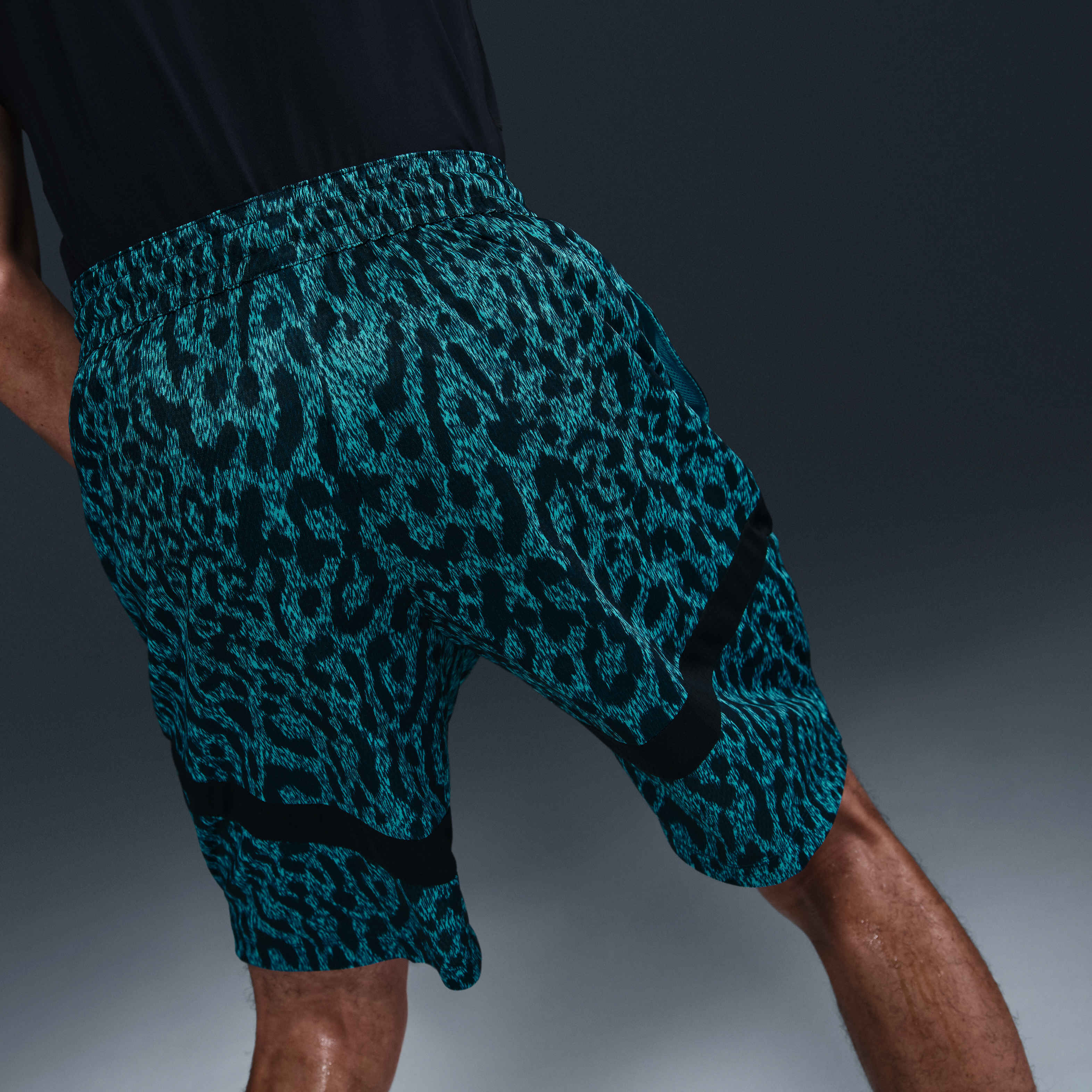 Nike Icon image number 2