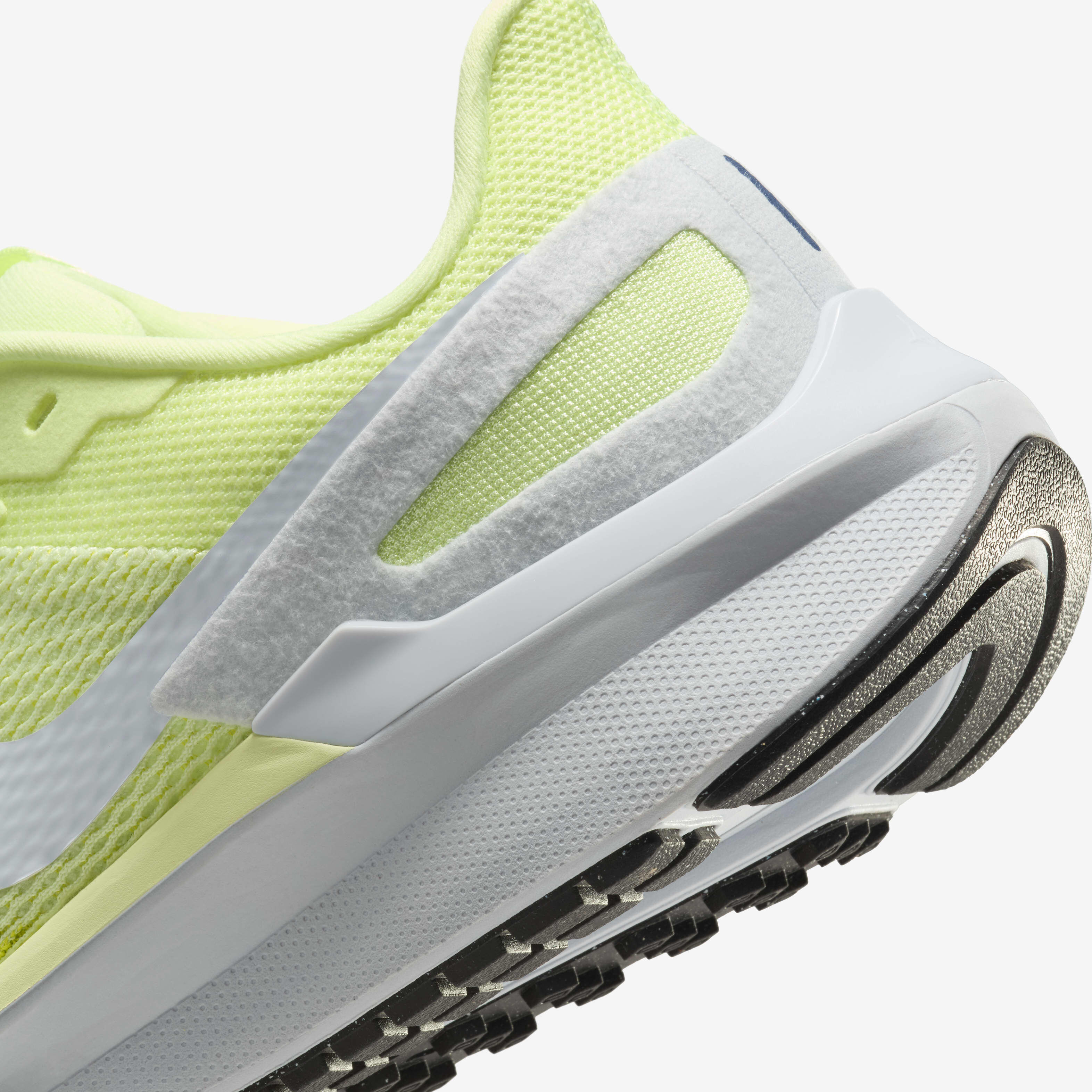 Nike Structure 25 image number 7