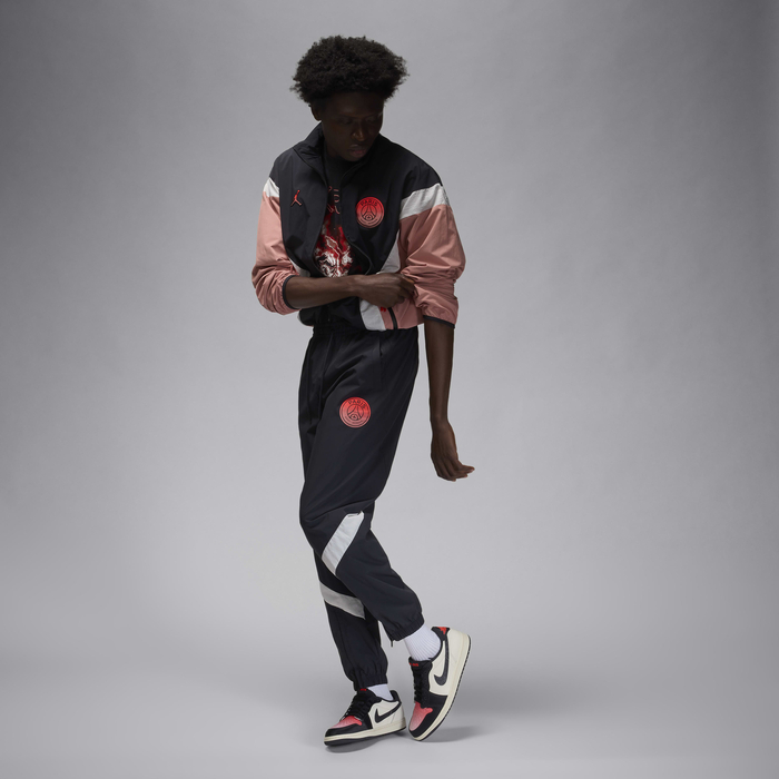 Air Jordan 1 Retro Low Paris Saint-Germain image number 8 Air Jordan 1 Retro Low Paris Saint-Germain image number 8