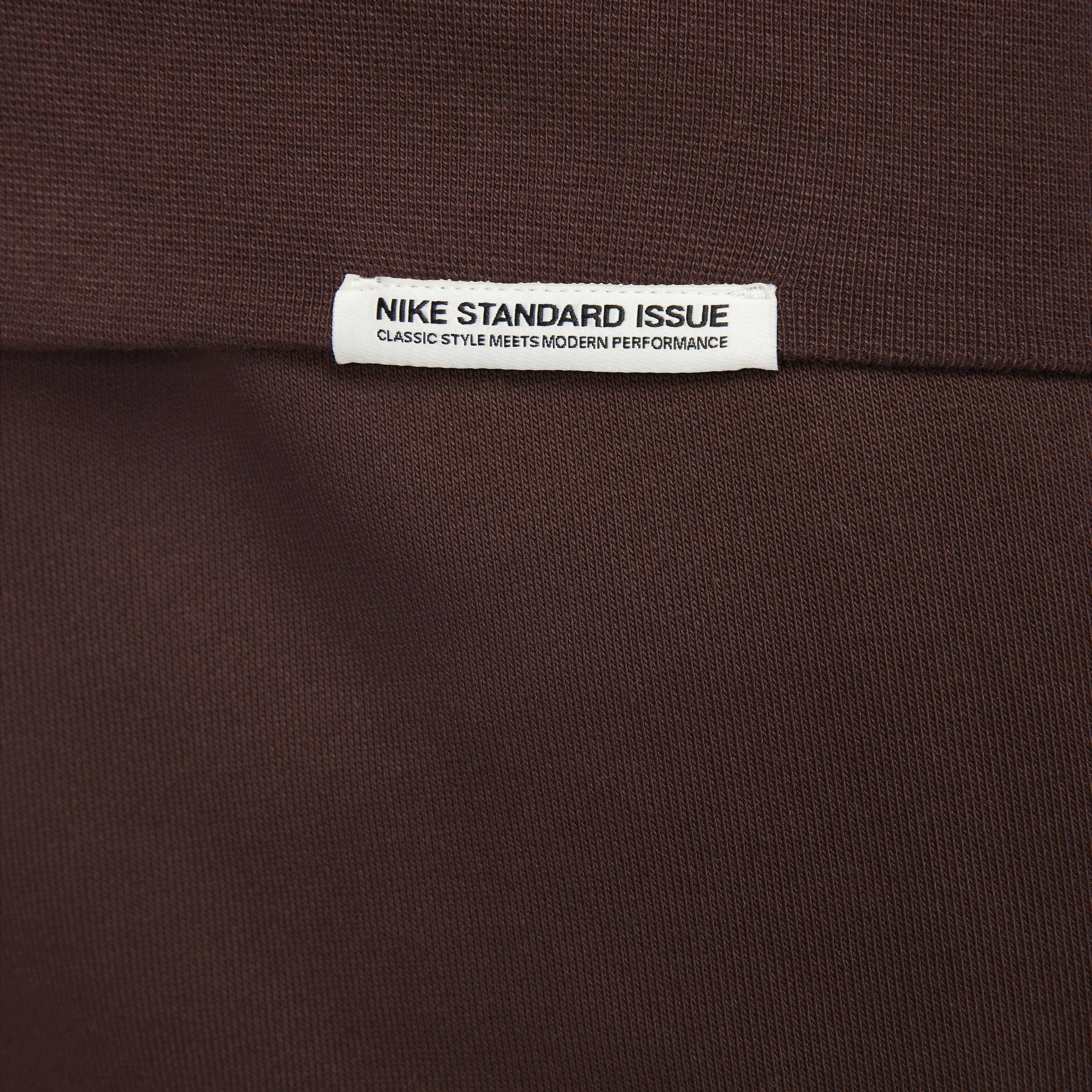 Nike Standard Issue image number 5