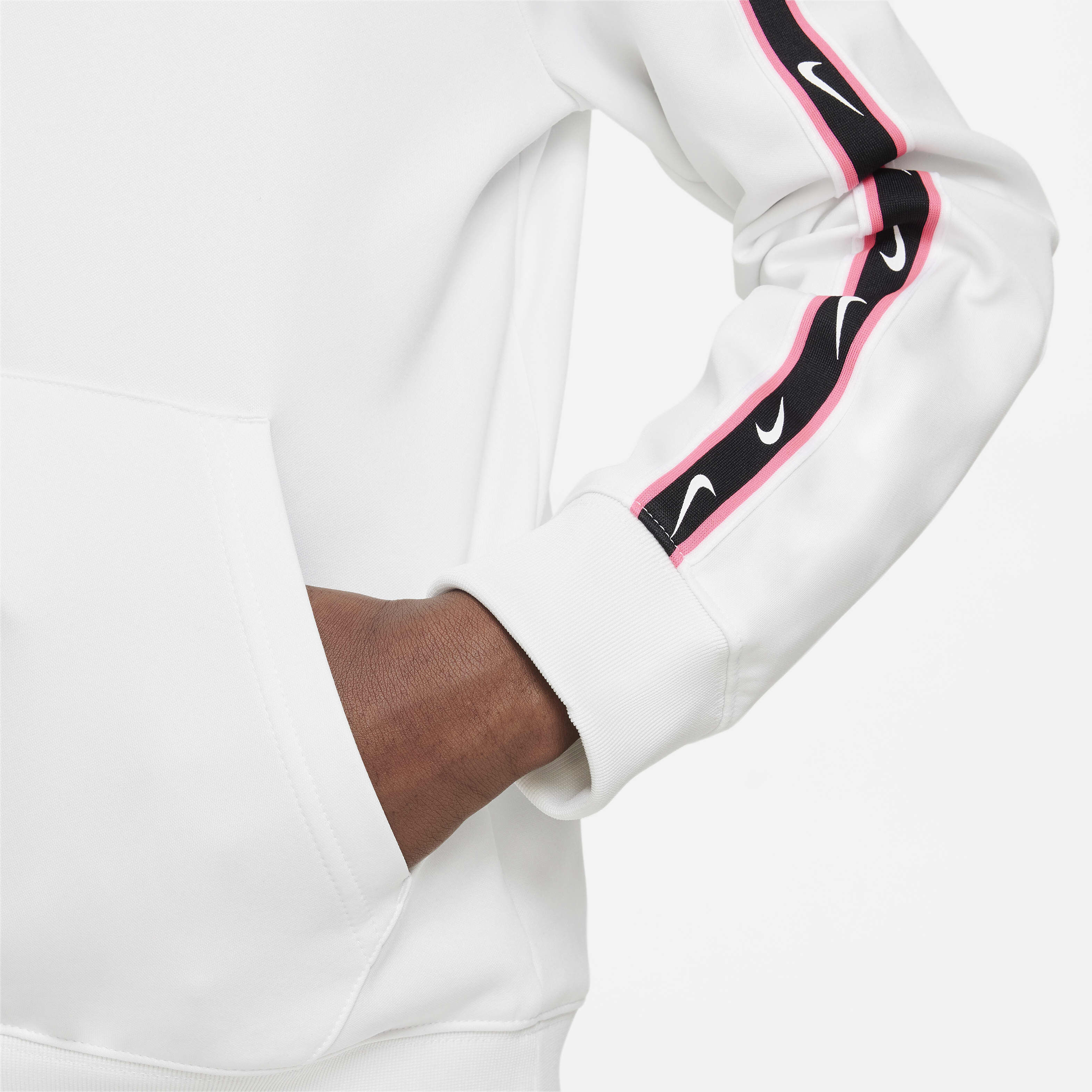 Nike Sportswear Repeat image number 3