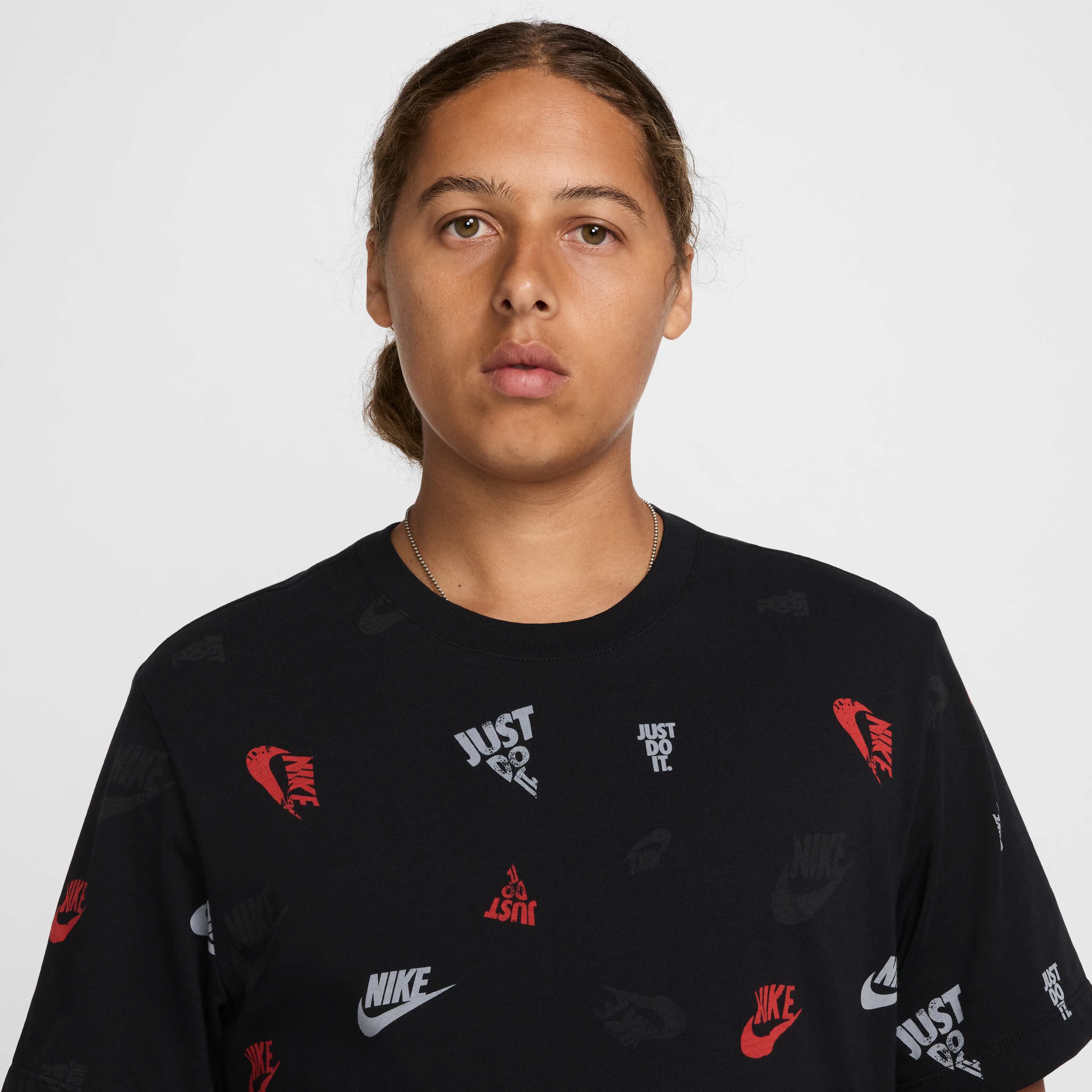 Nike Sportswear image number 2