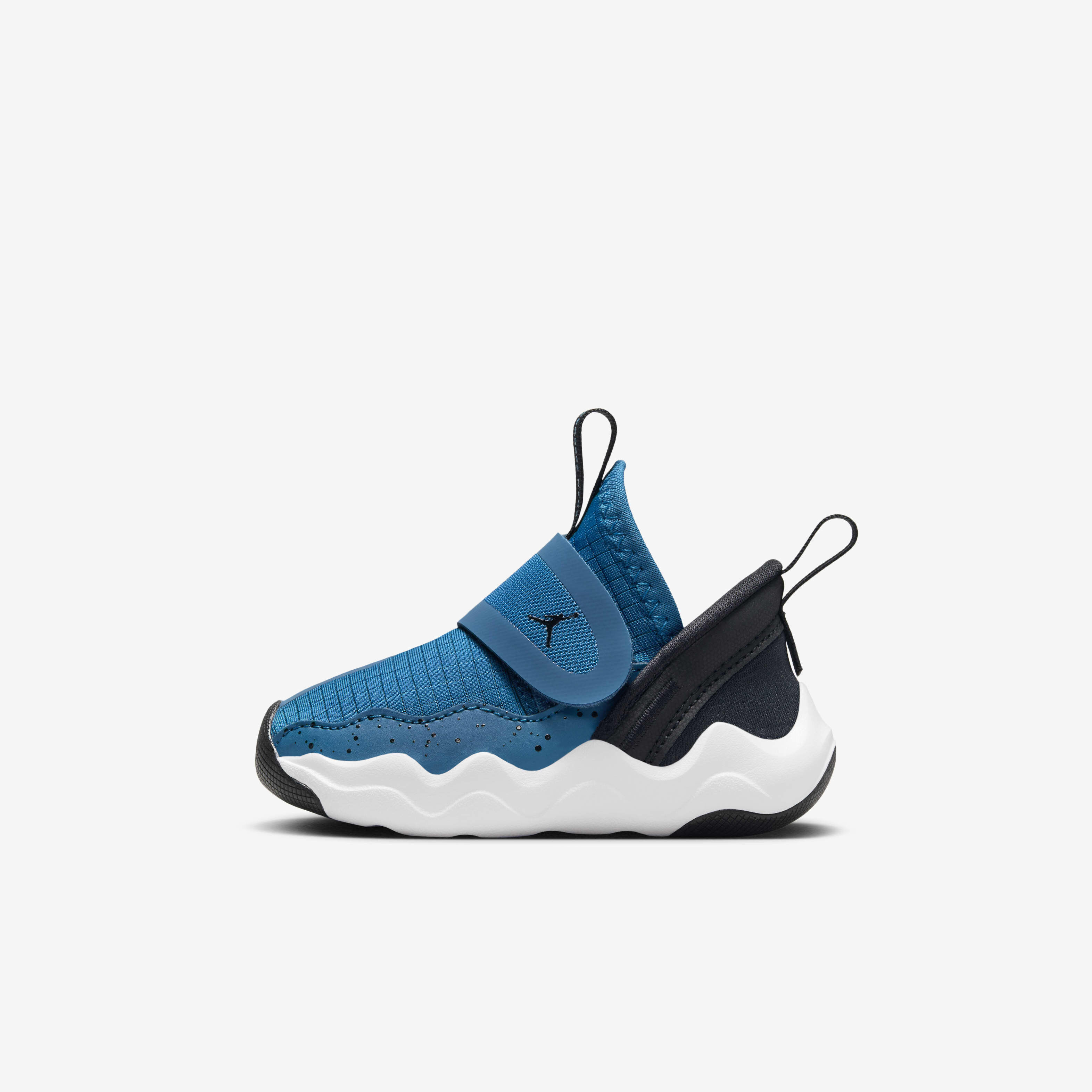 Jordan 23 shoes white and blue store