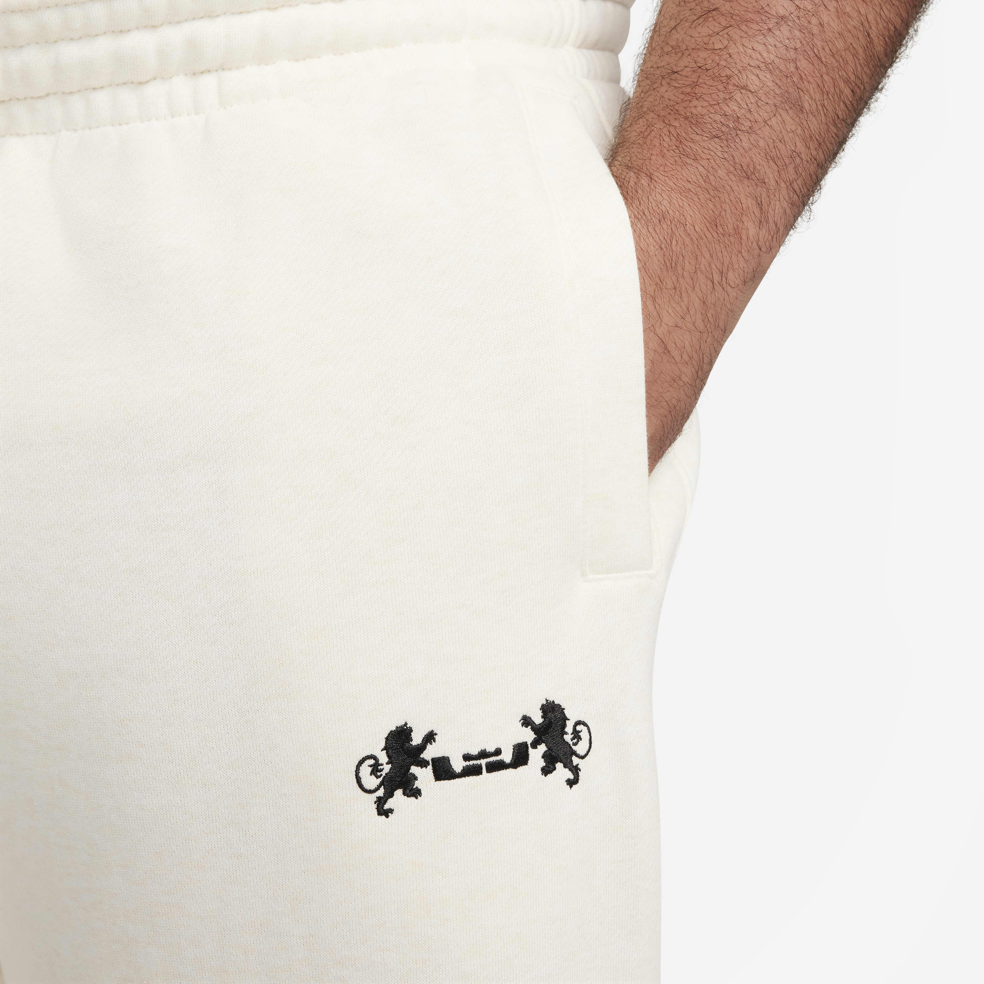 LeBron image number 11