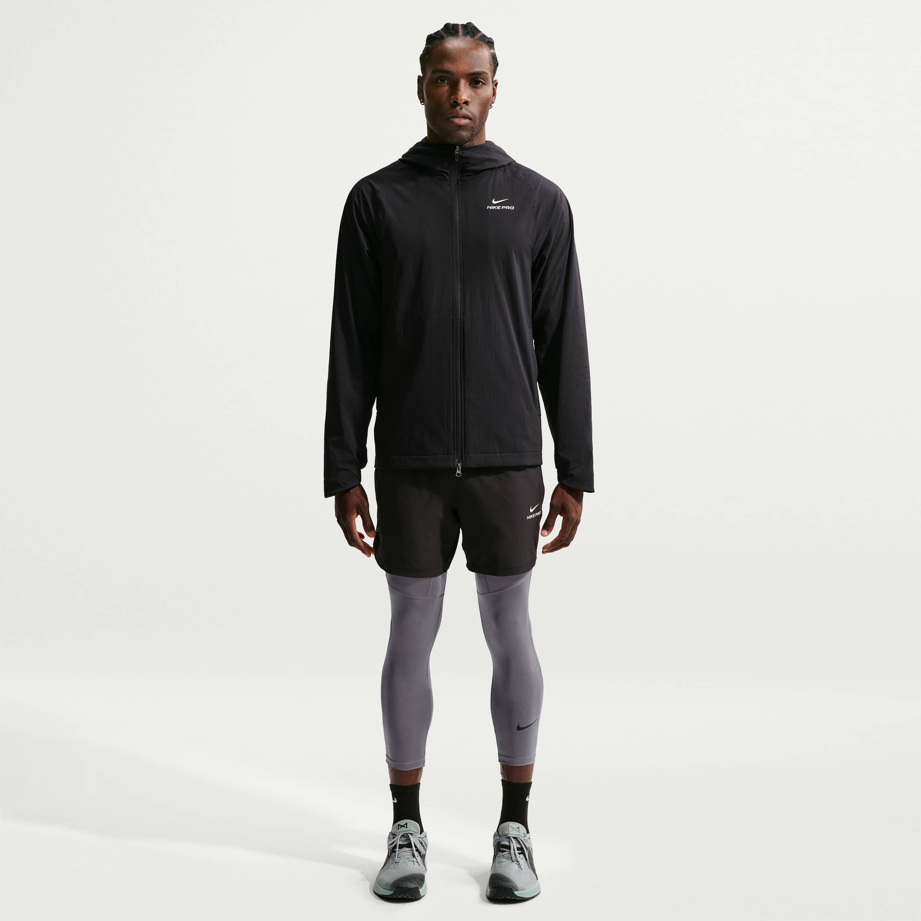 Nike Pro image number 5