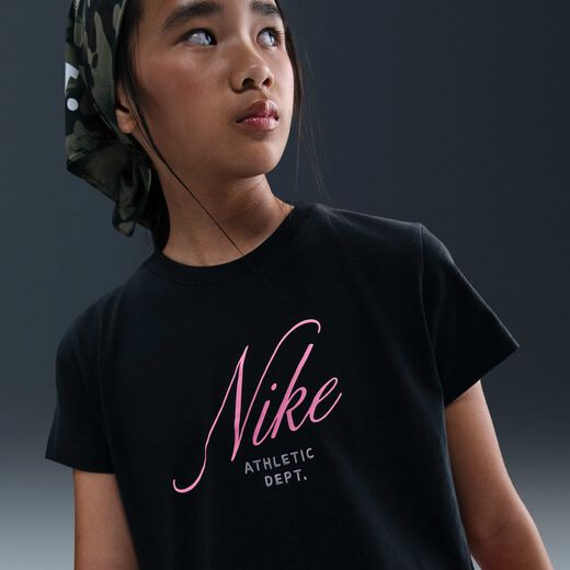 Kids Collection-Nike, Nike Sportswear, Older Kids' (Girls') Cropped T-Shirt