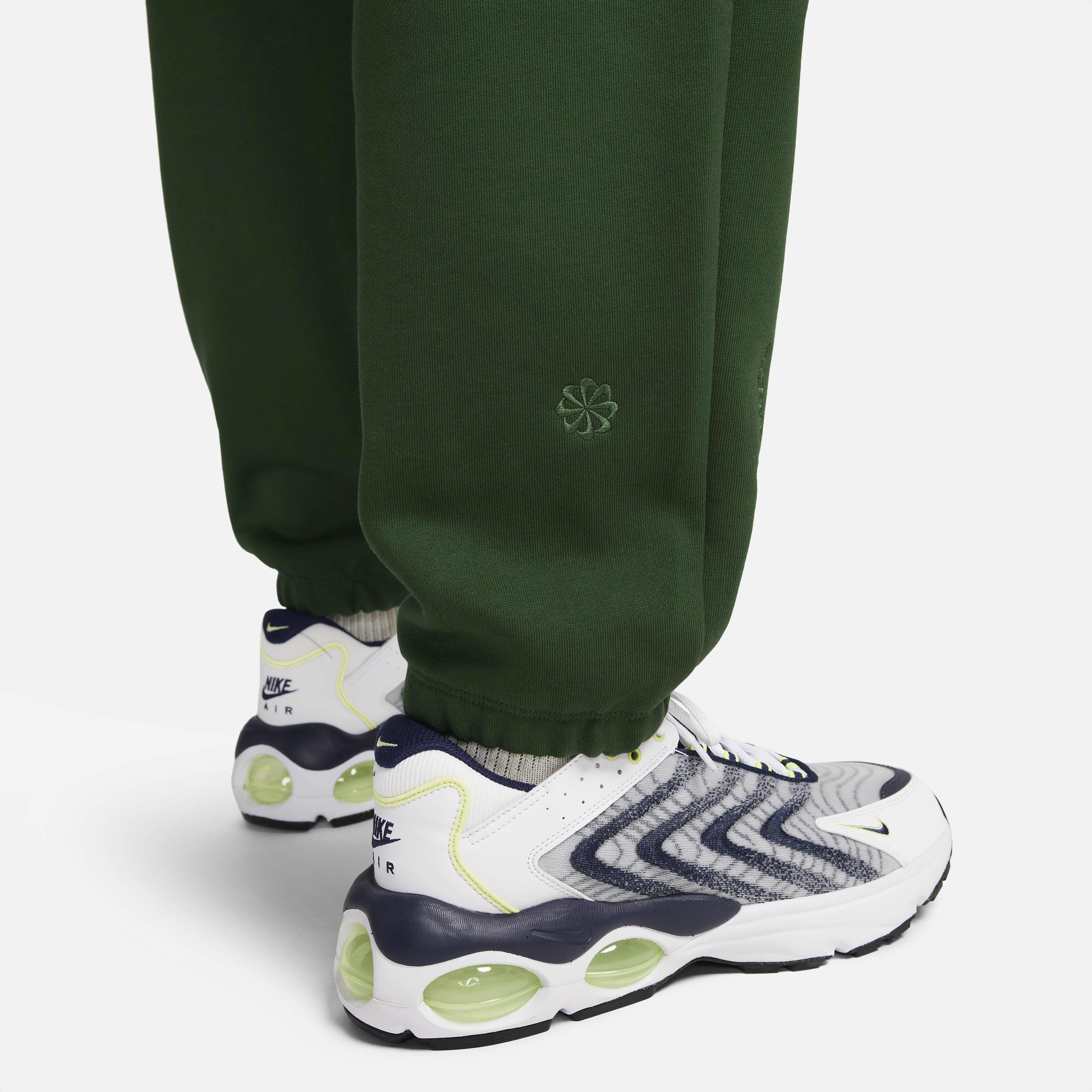 Nike Sportswear Therma-FIT Tech Pack image number 6