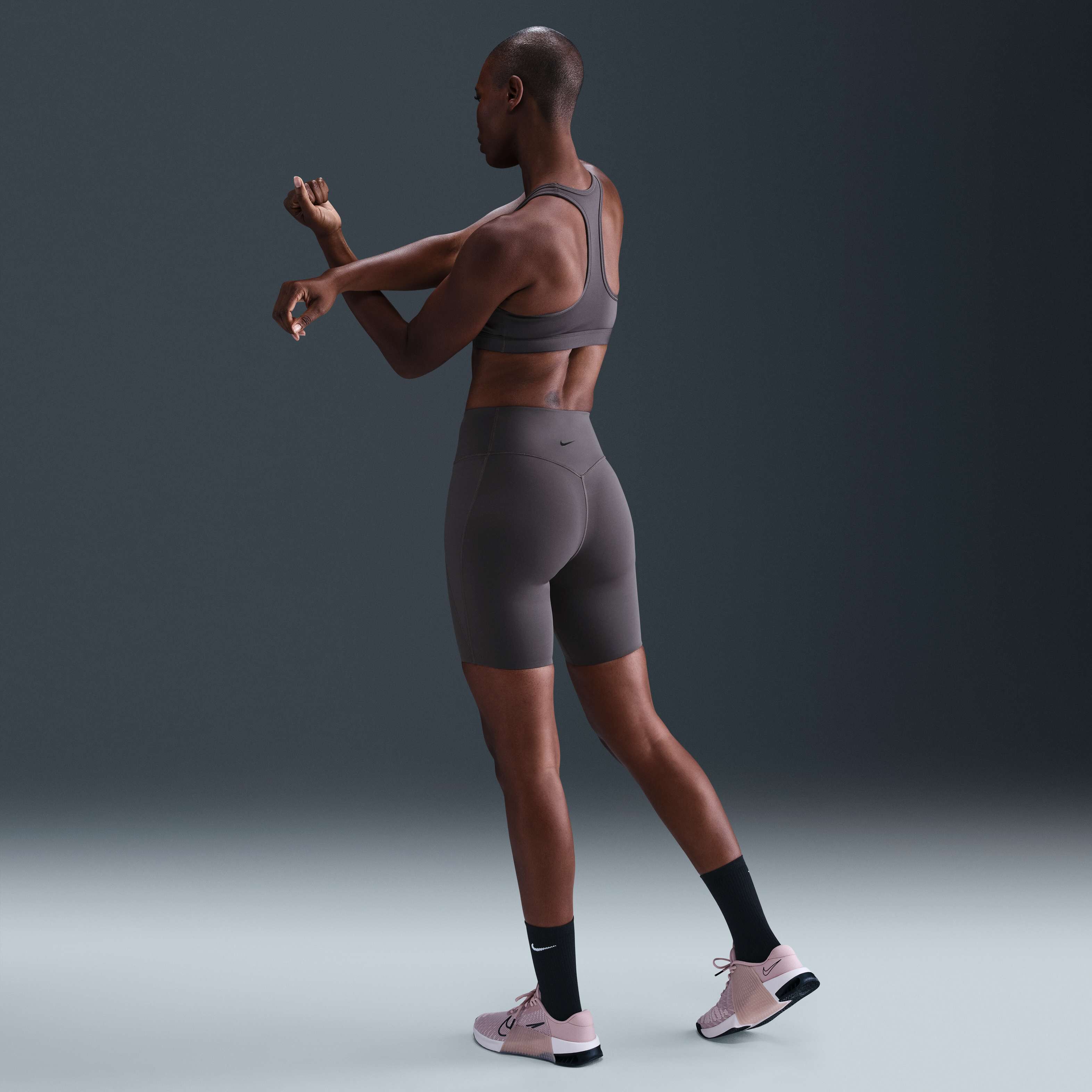 Nike Universa image number 3
