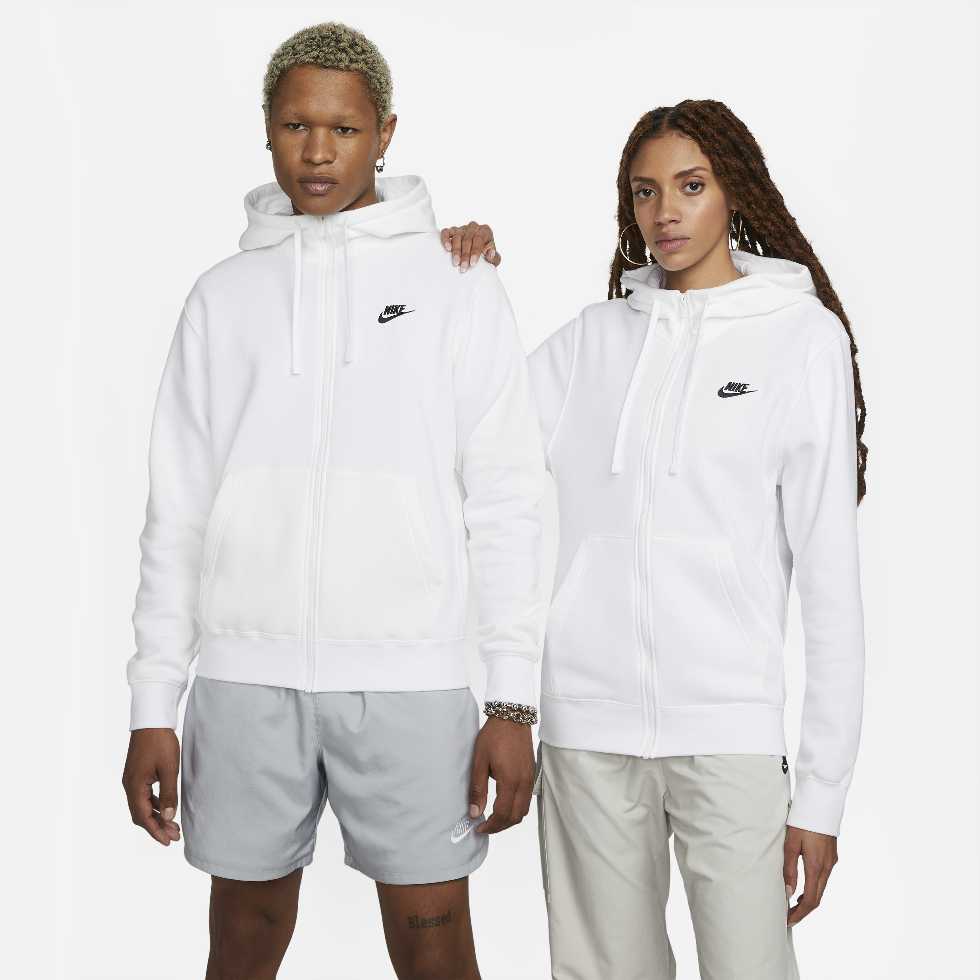 Nike simple hoodie hotsell