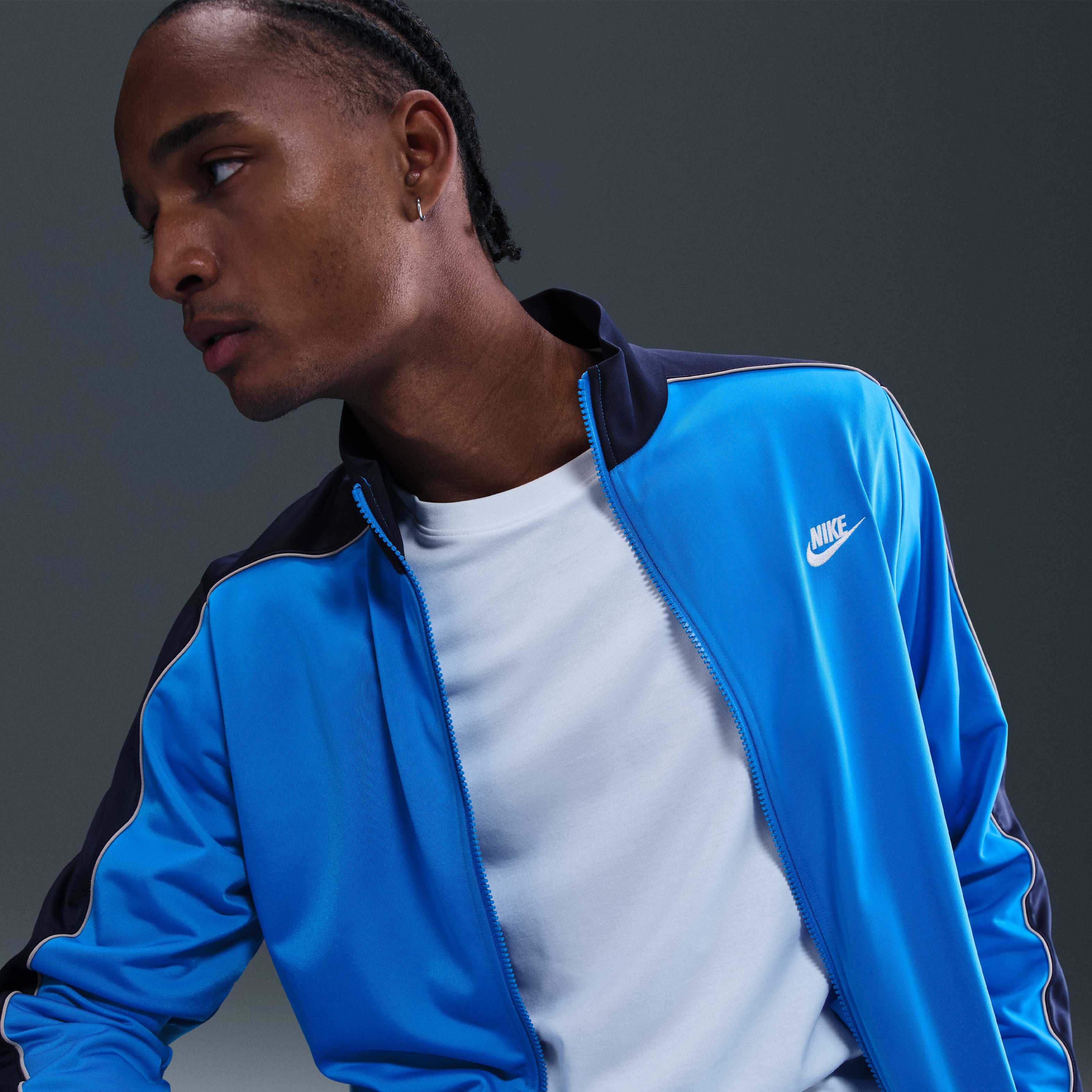 Nike Sportswear Club image number 5