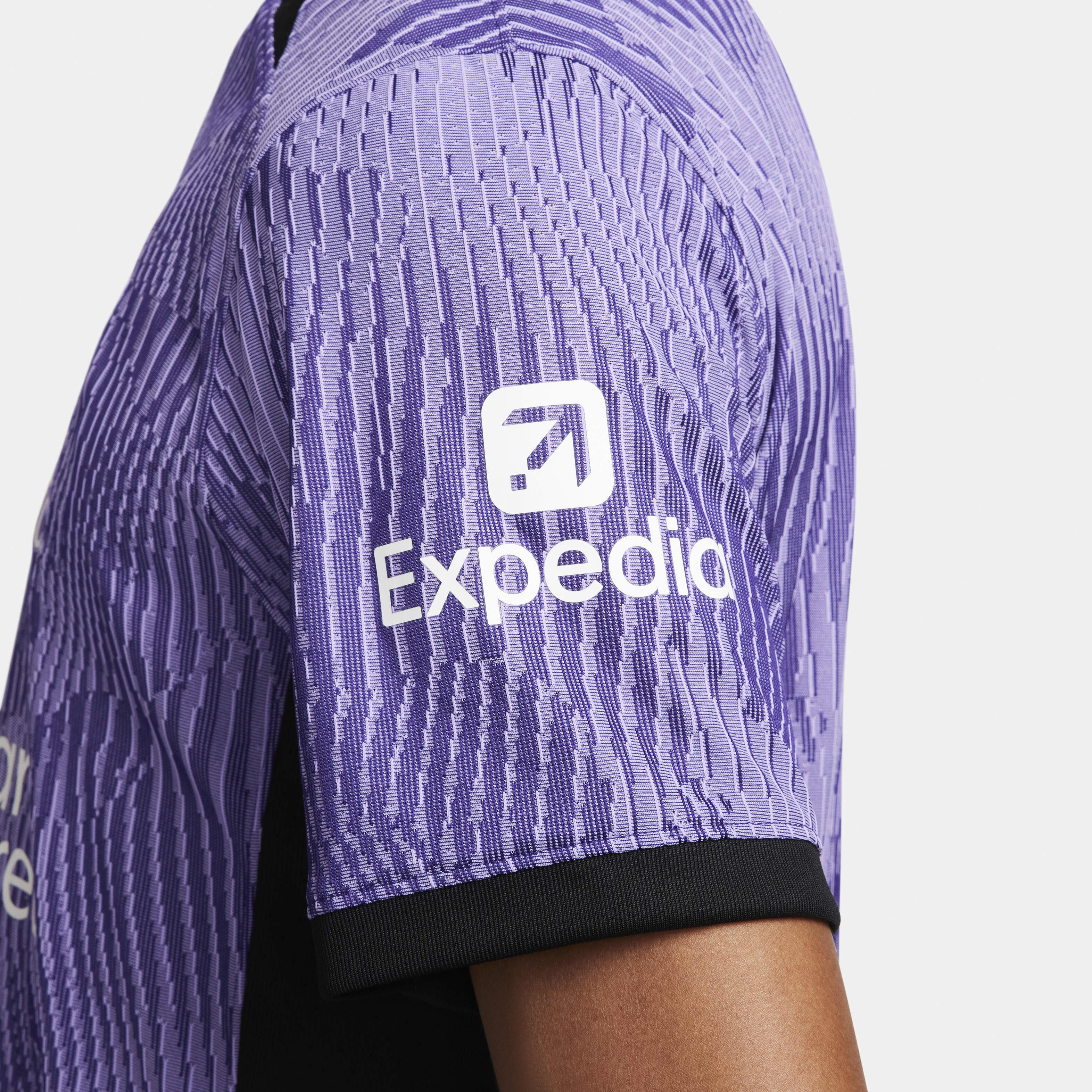 Liverpool F.C. 2023/24 Match Third image number 5