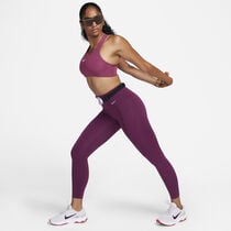 Nike Universa