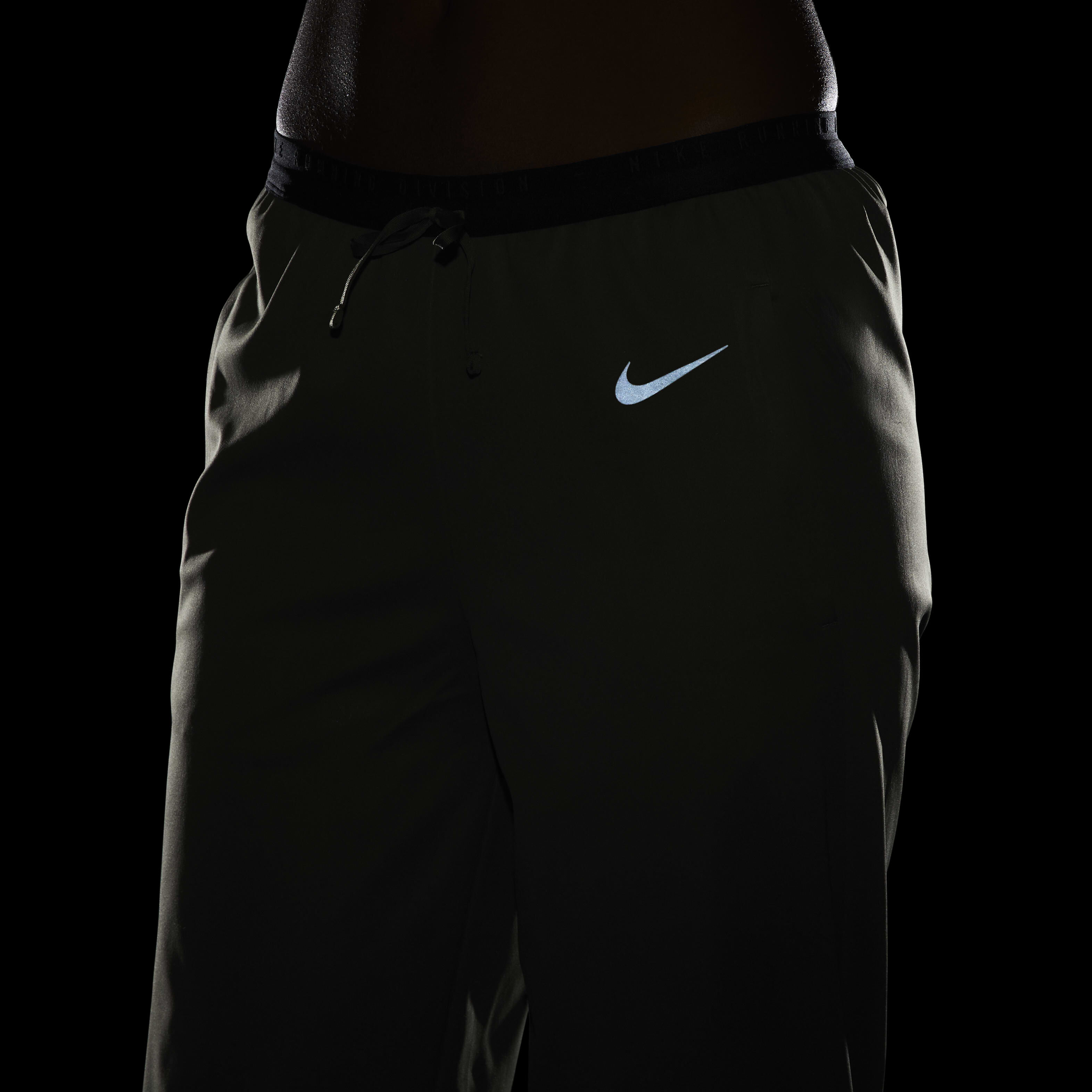 Nike Storm-FIT Run Division image number 5