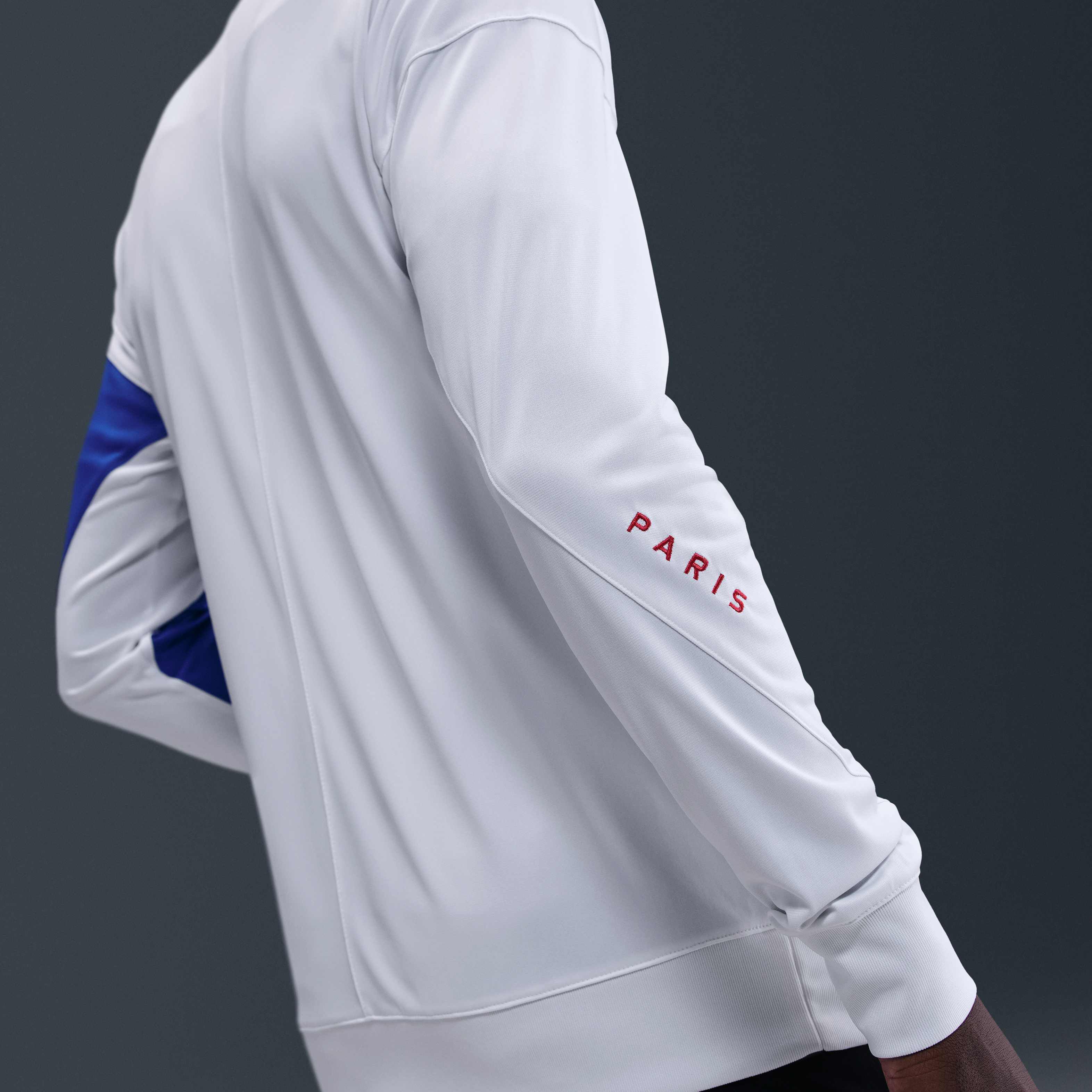 باريس سان-جيرمان سترايك البديل image number 2