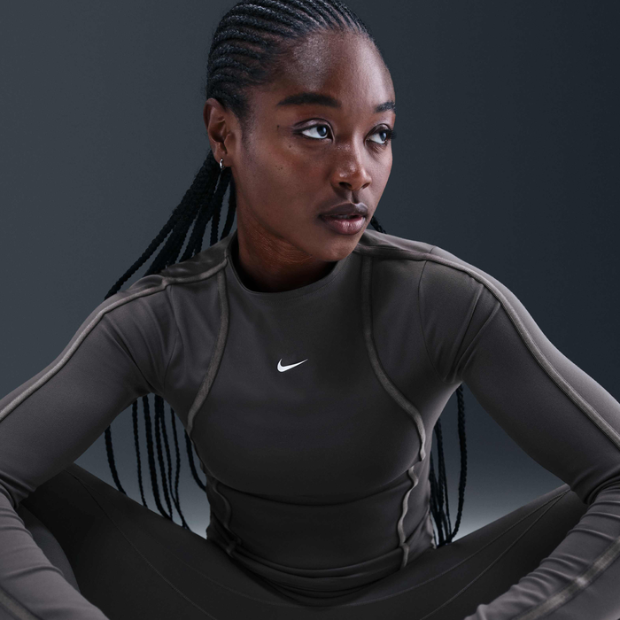 Nike One Fitted image number 2 Nike One Fitted image number 2