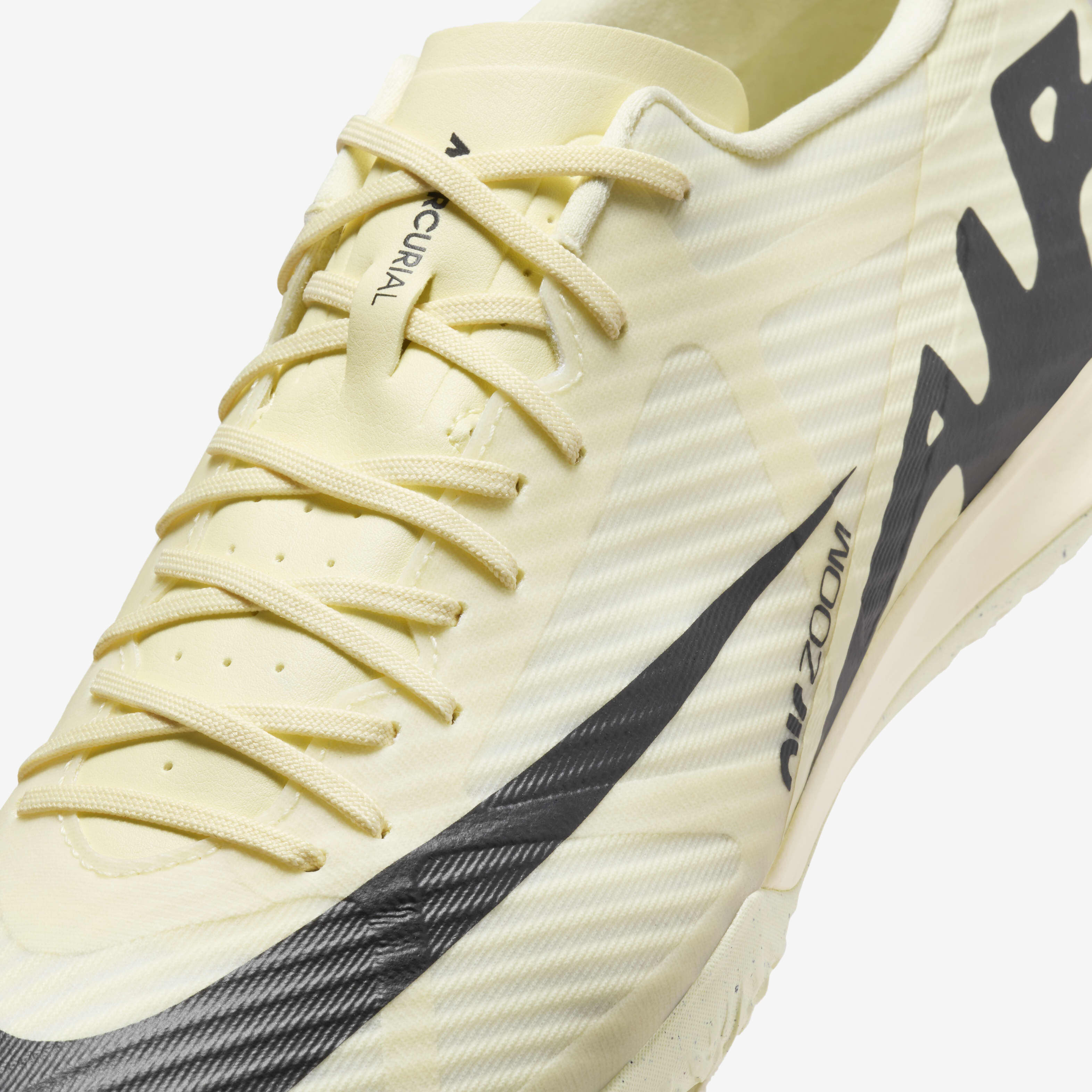 nike cr7 indoor football shoes