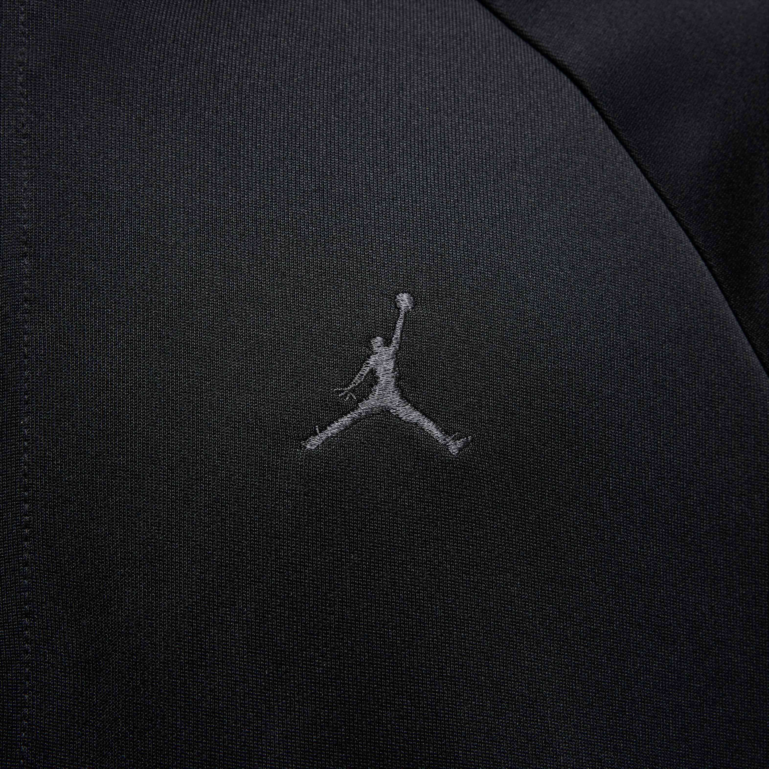 Jordan Essentials image number 3