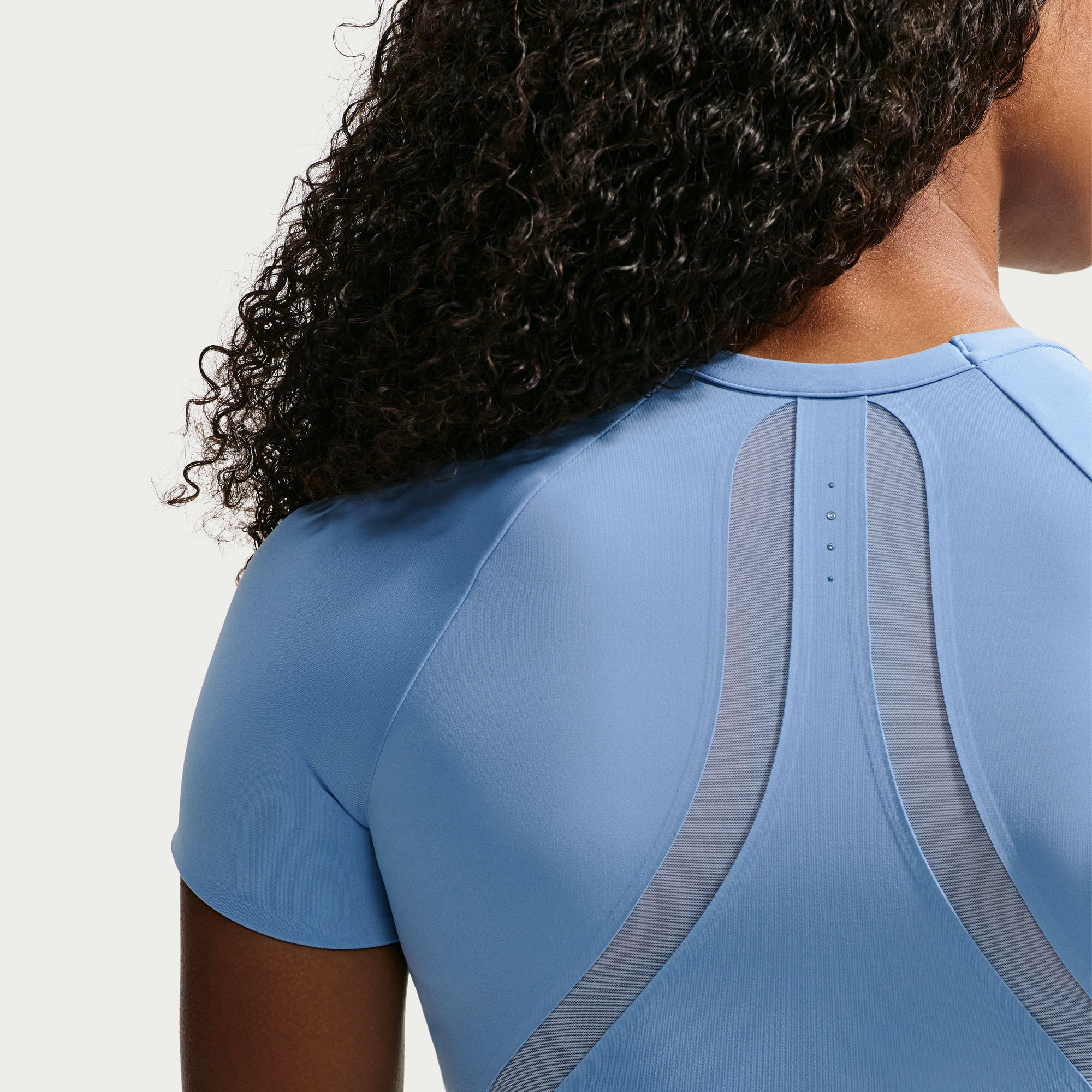 Nike Universa image number 4