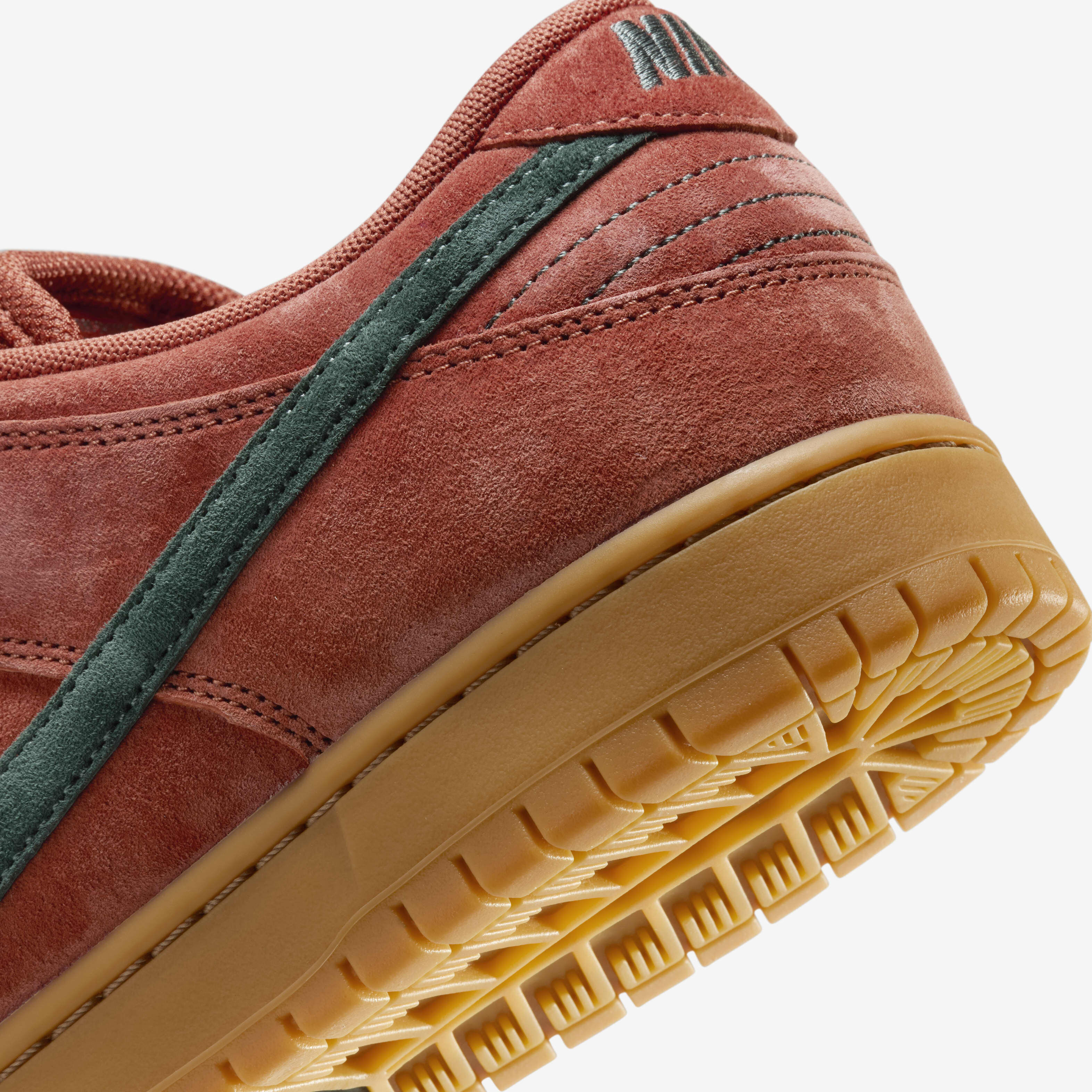 Nike SB Dunk Low Pro image number 7