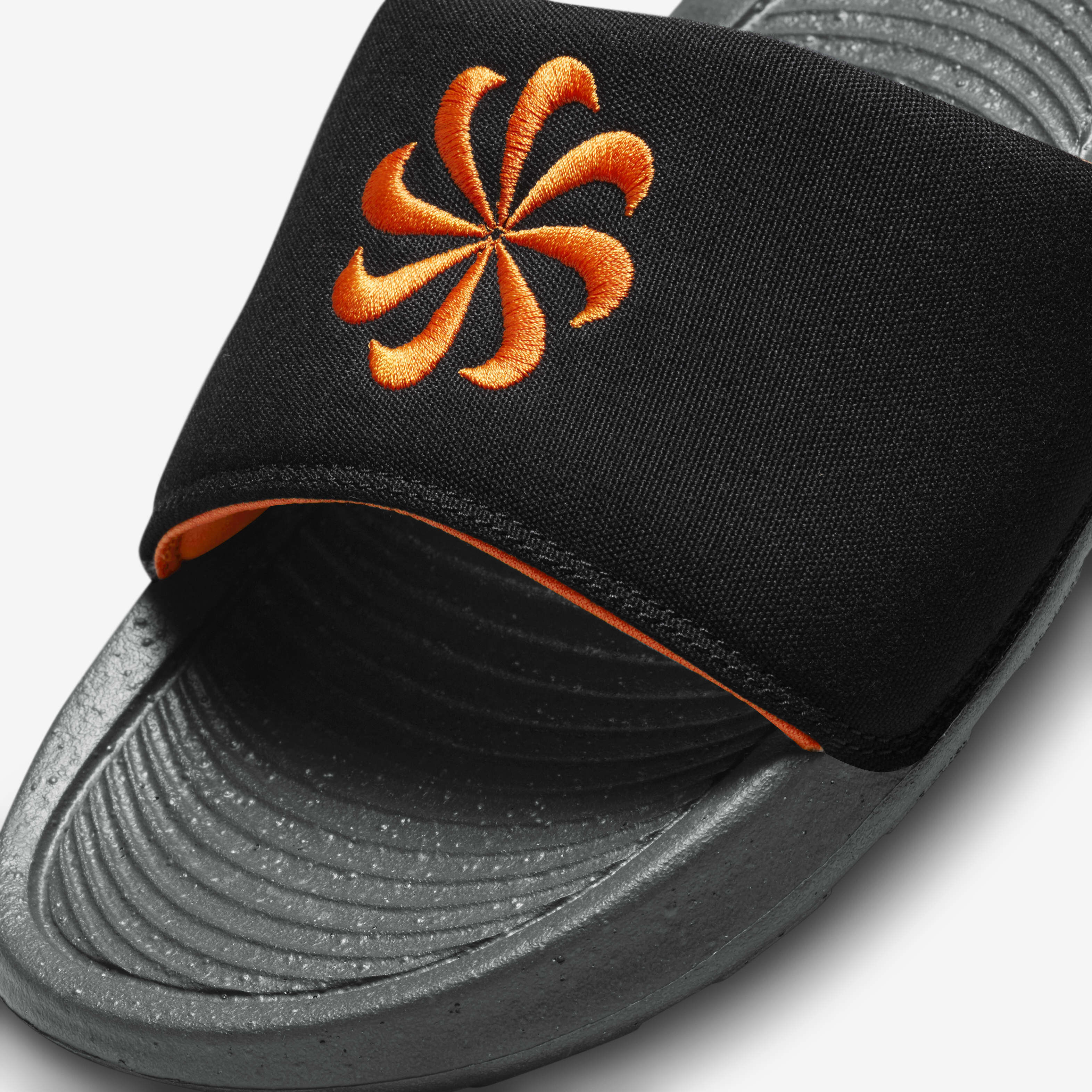 Nike Victori One Next Nature image number 4