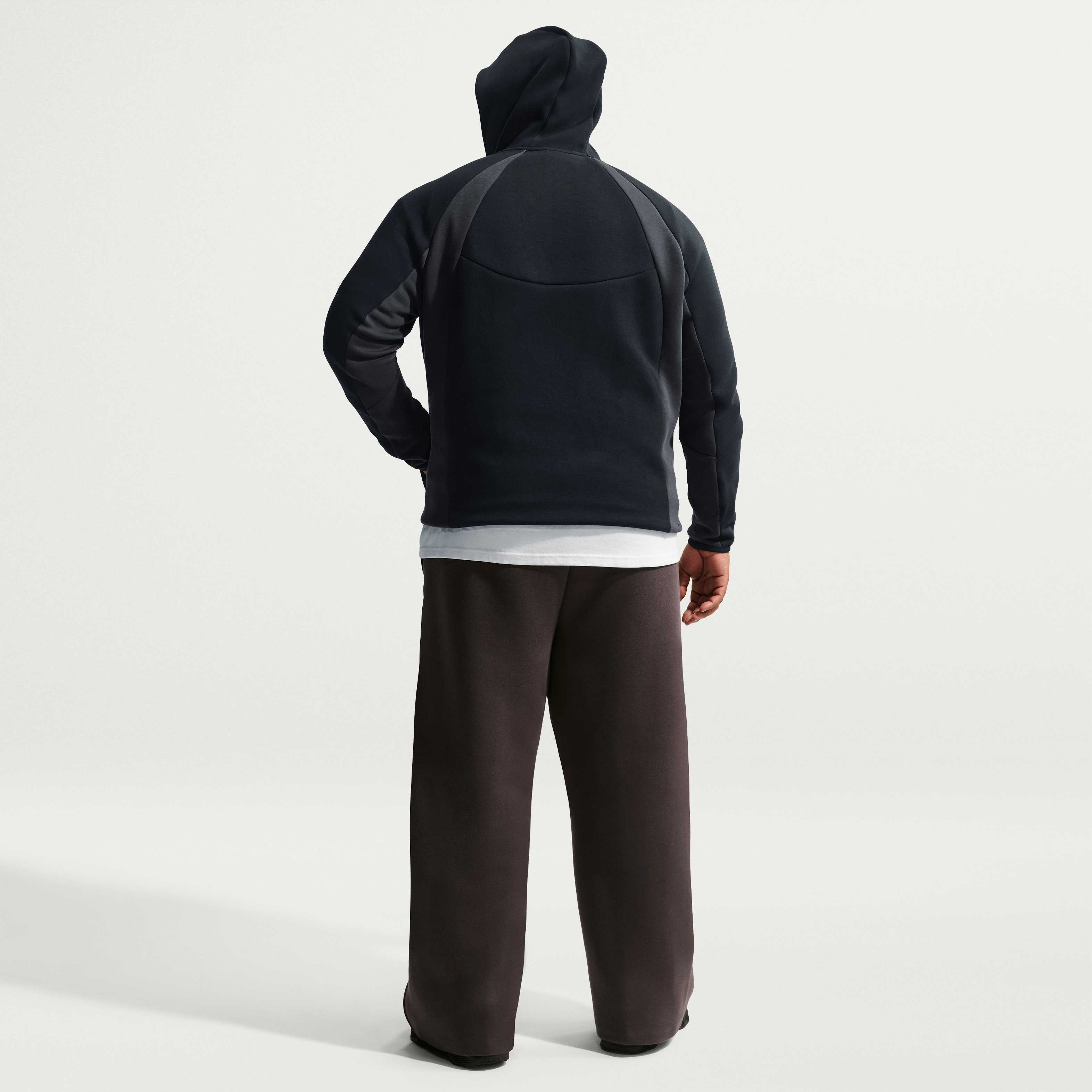 نايكي تك image number 9