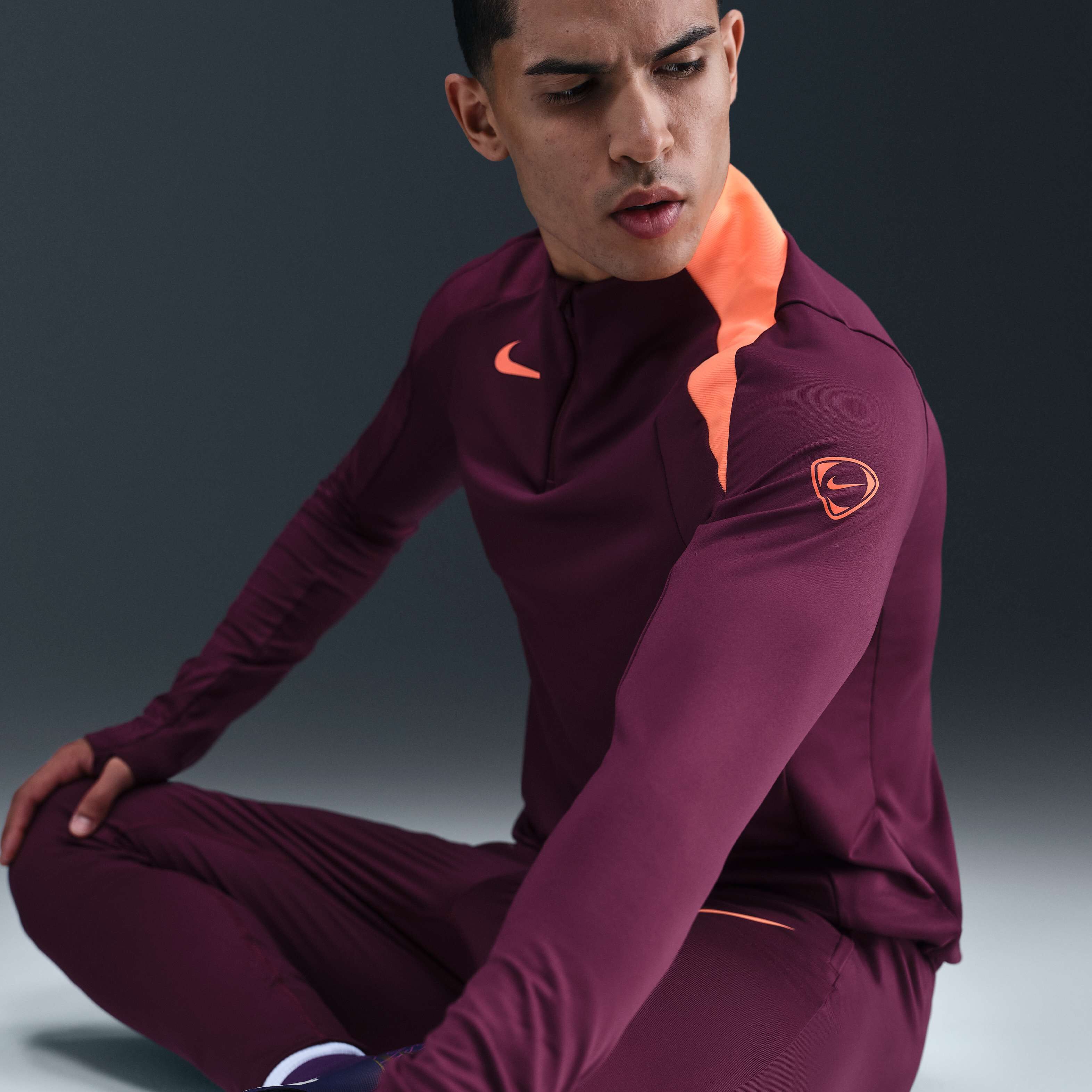 Nike Strike image number 2