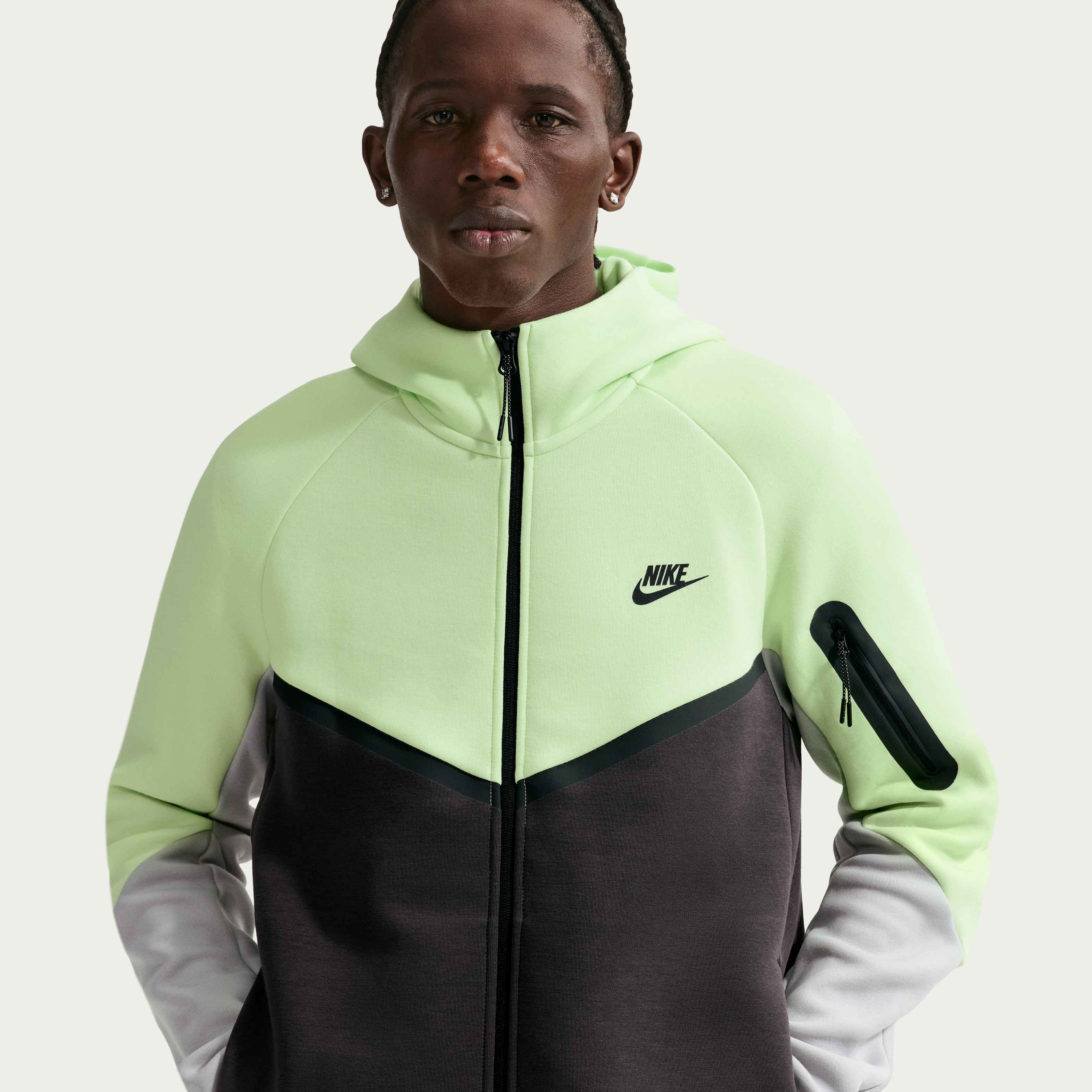 Nike Tech image number 0