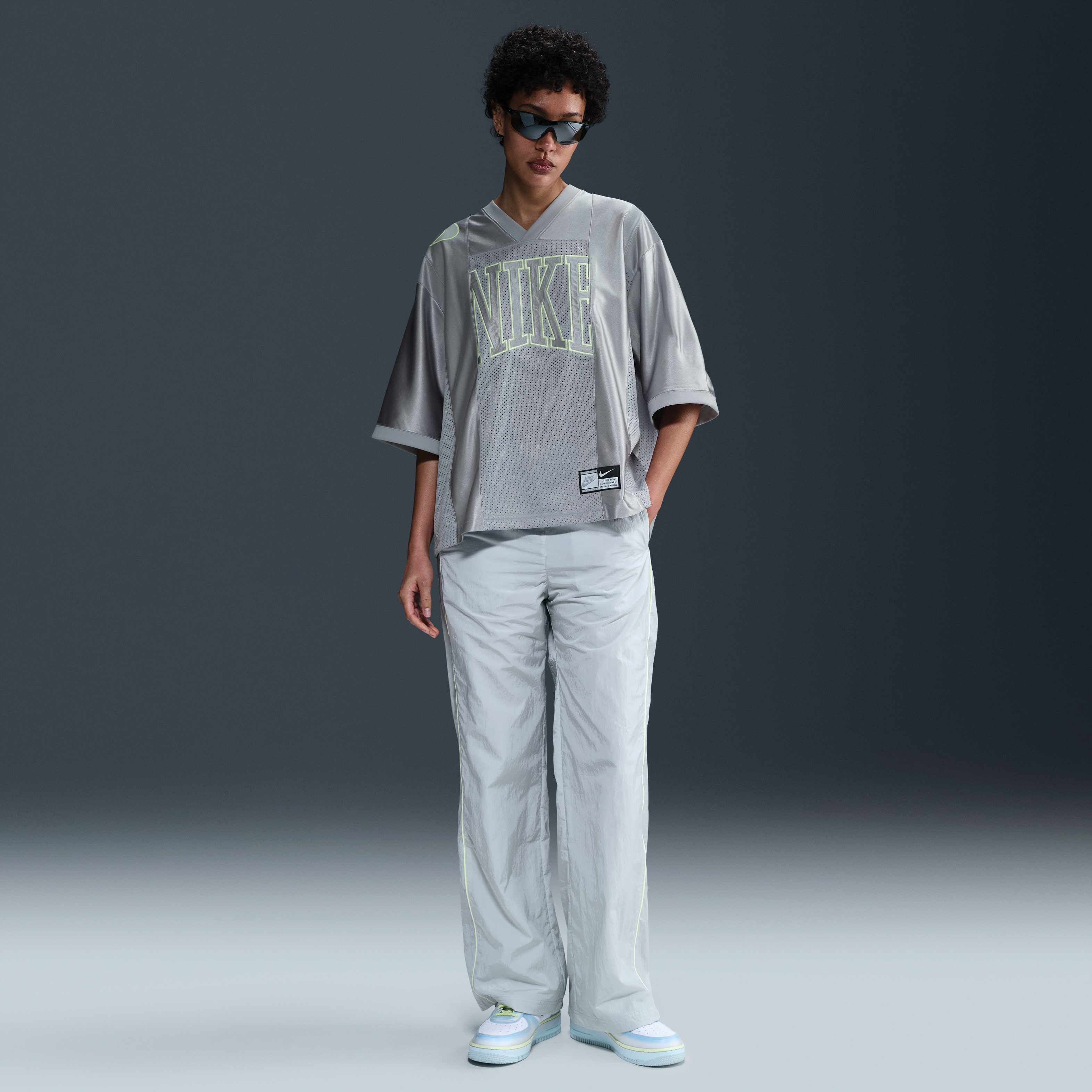 نايكي سبورتسوير ستريت image number 3