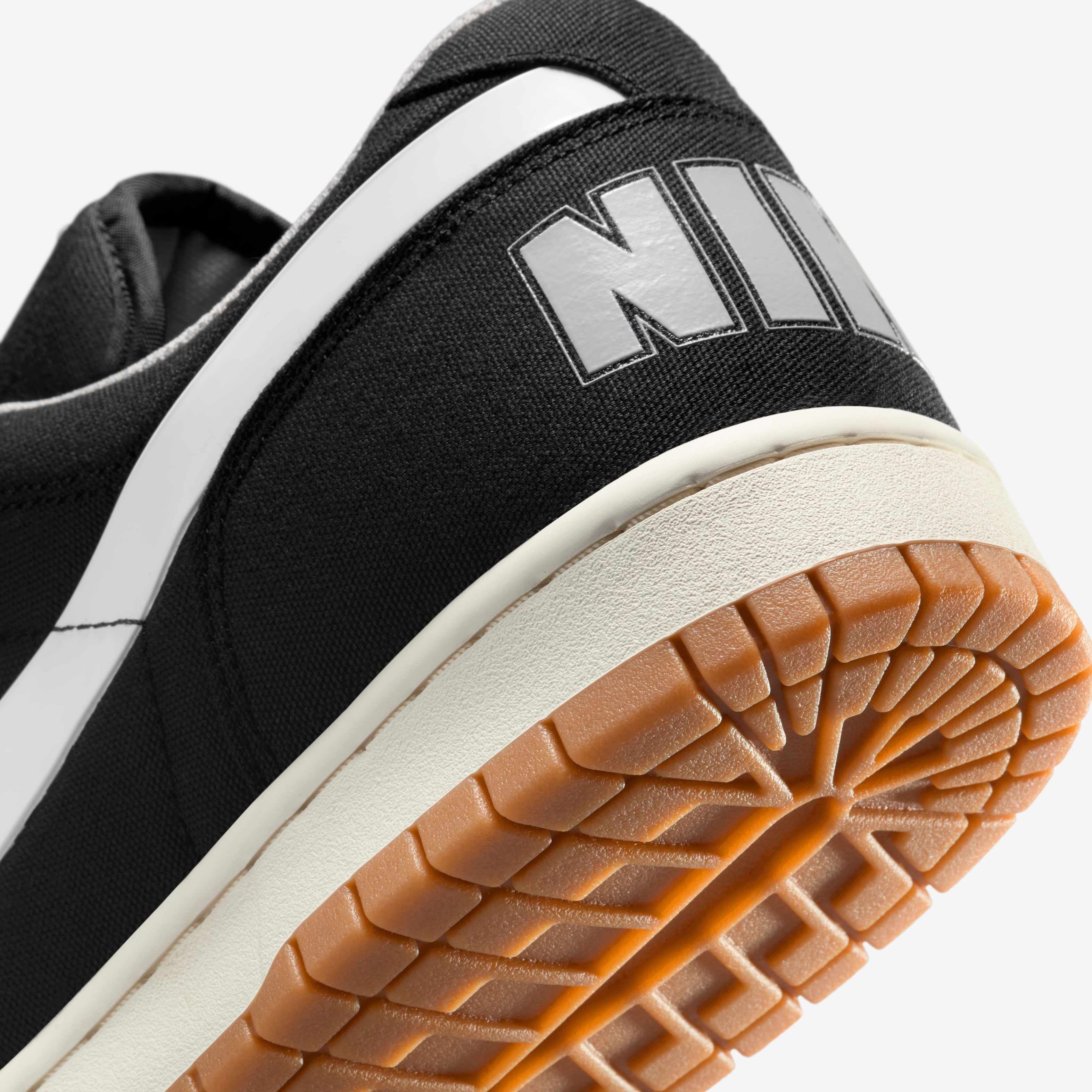 Nike Big Low Luxe image number 7