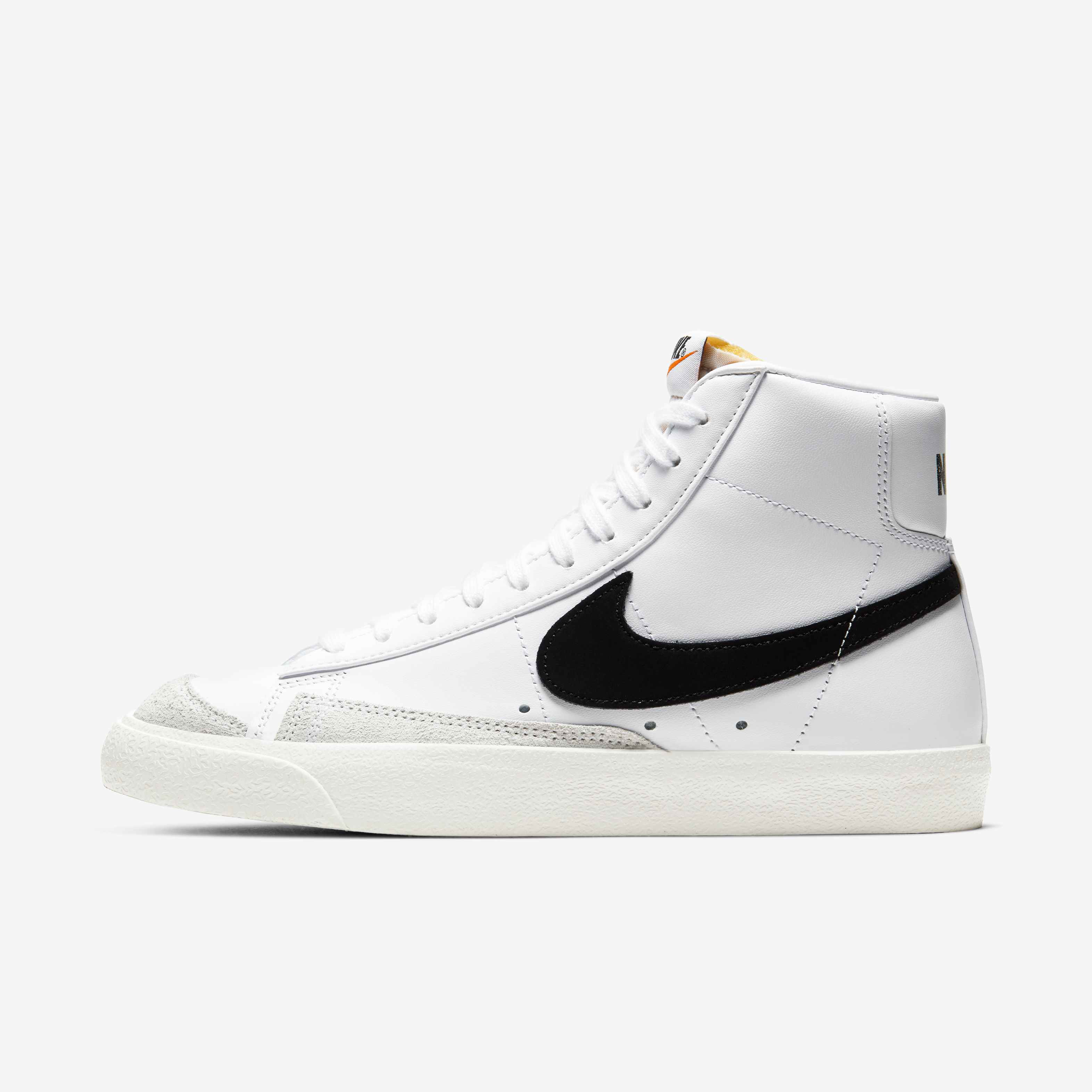 Nike Blazer Mid '77 image number 0