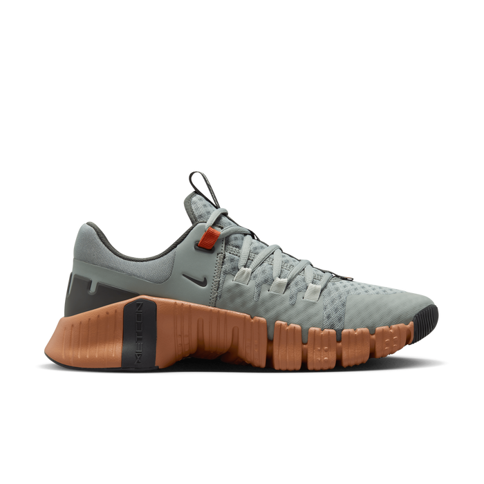 Nike free trainer 3.0 v2 mens brown hotsell