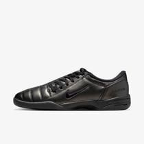 Nike Total90