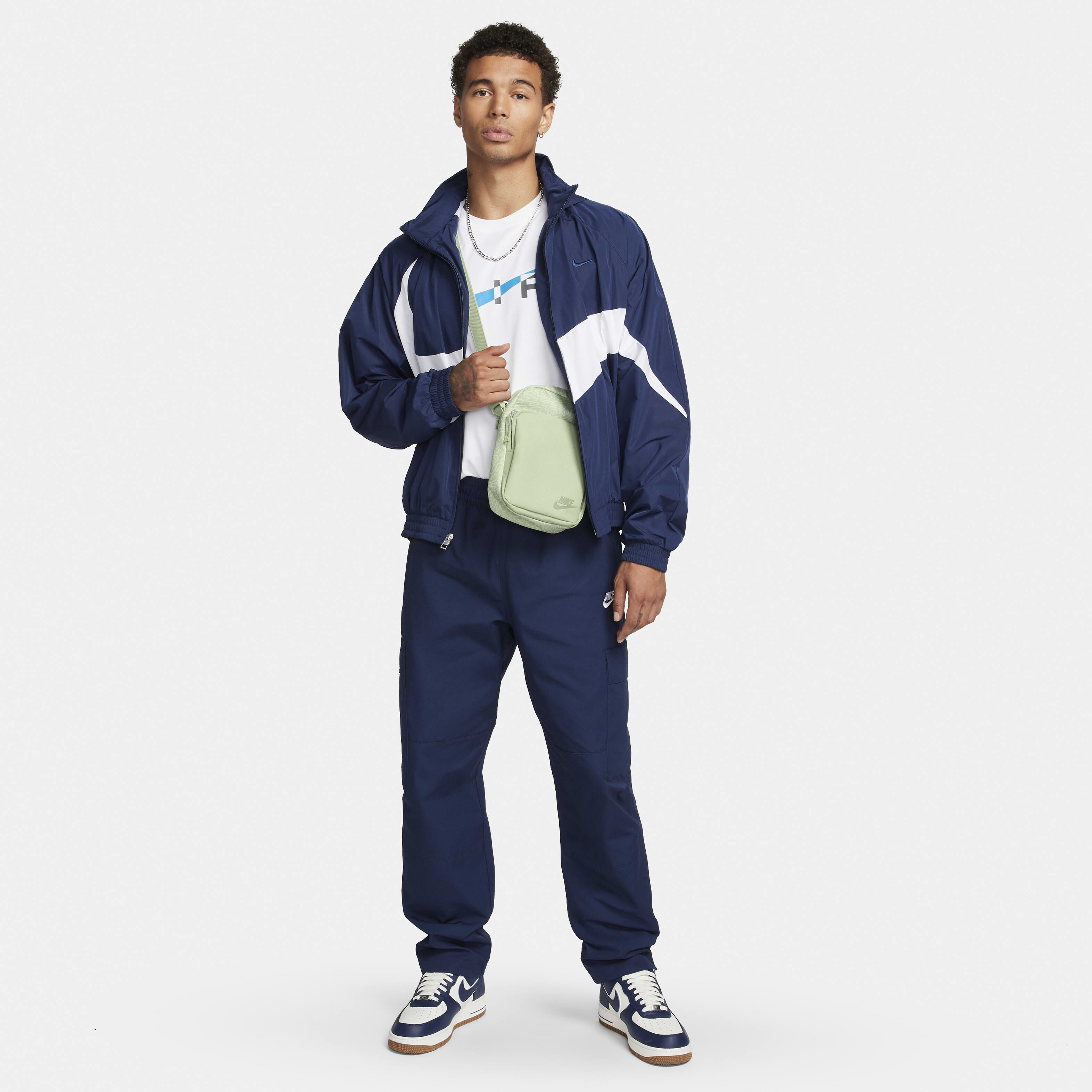 Nike Heritage image number 7