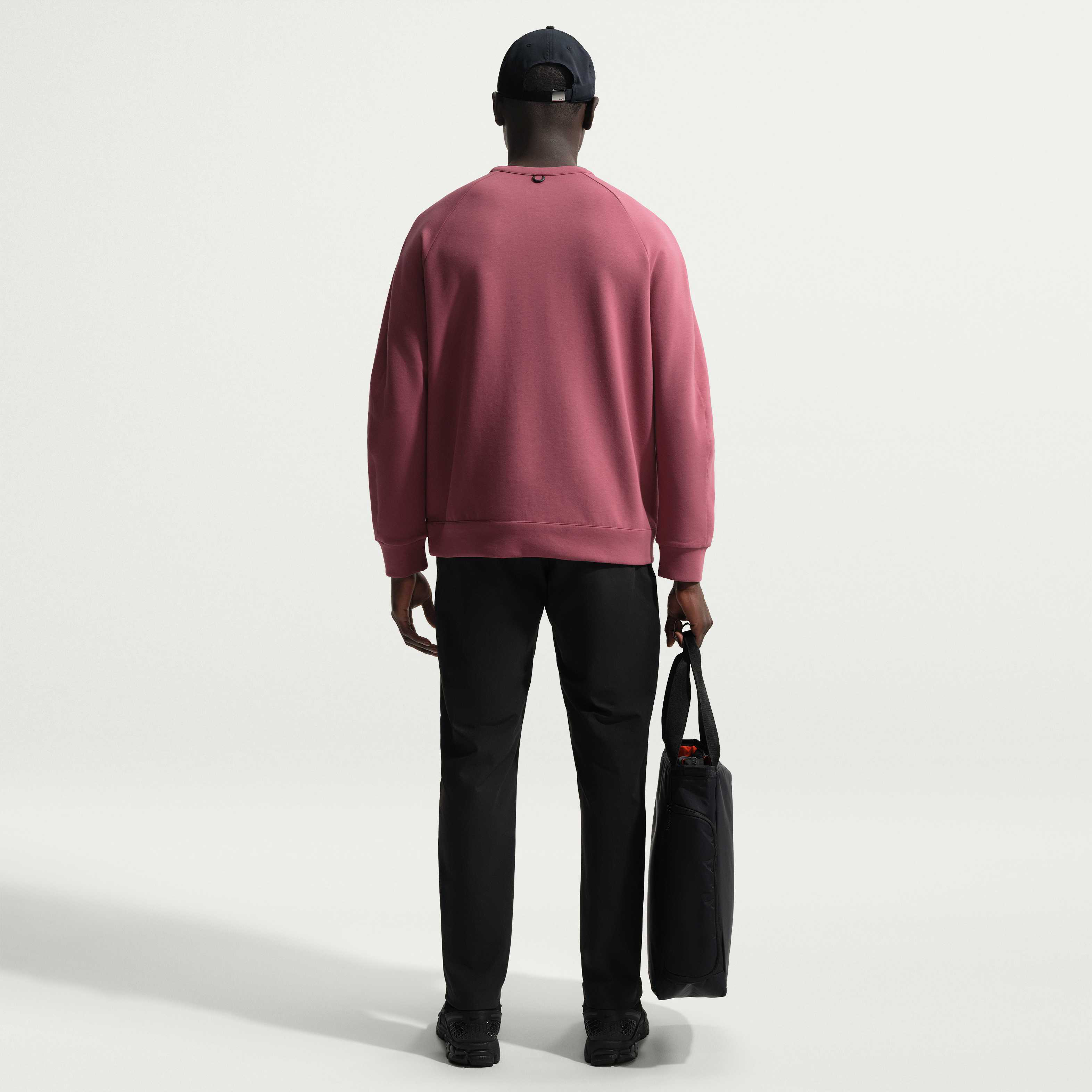 نايكي 24.7 امبوسبلي سوفت image number 4