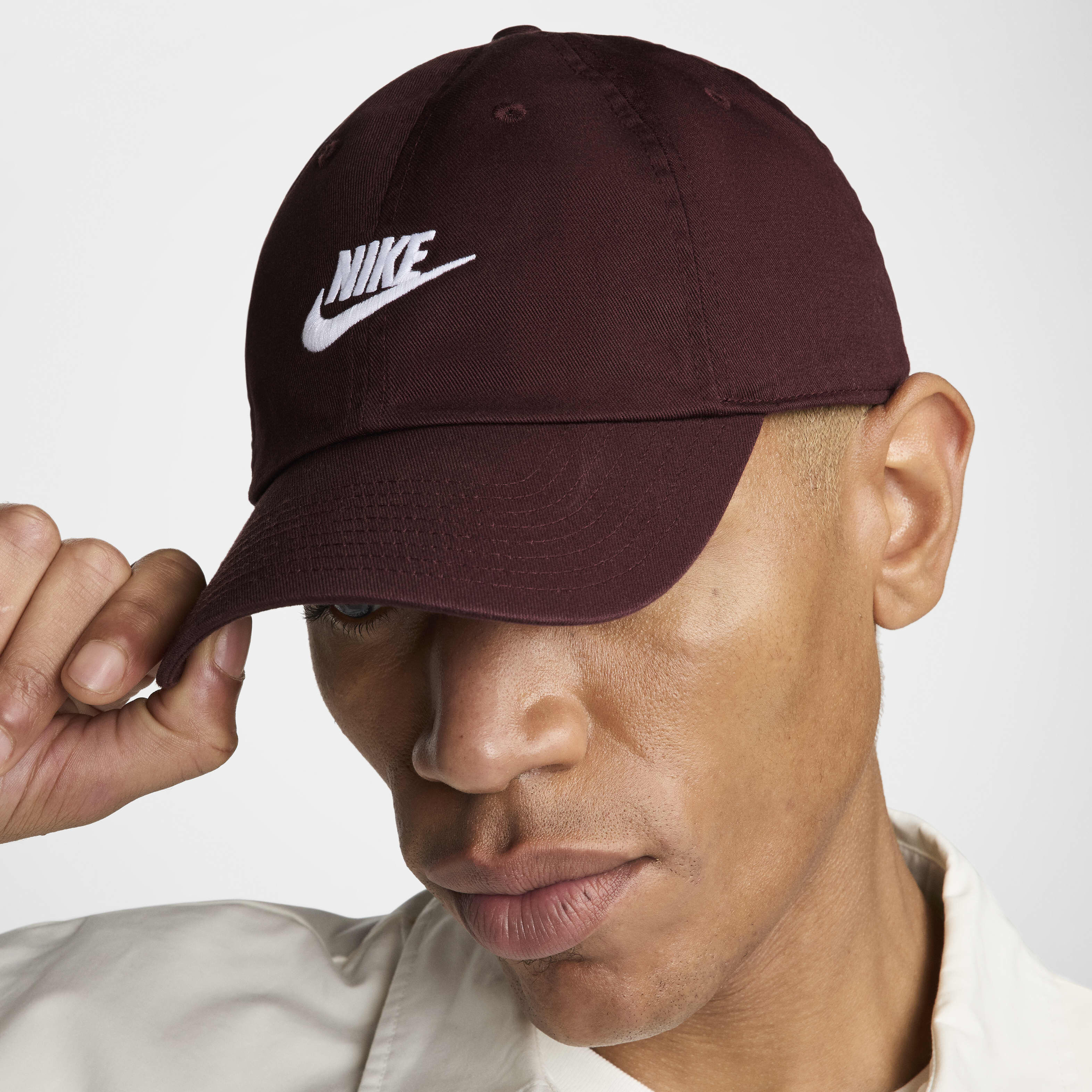 نايكي كلوب image number 5