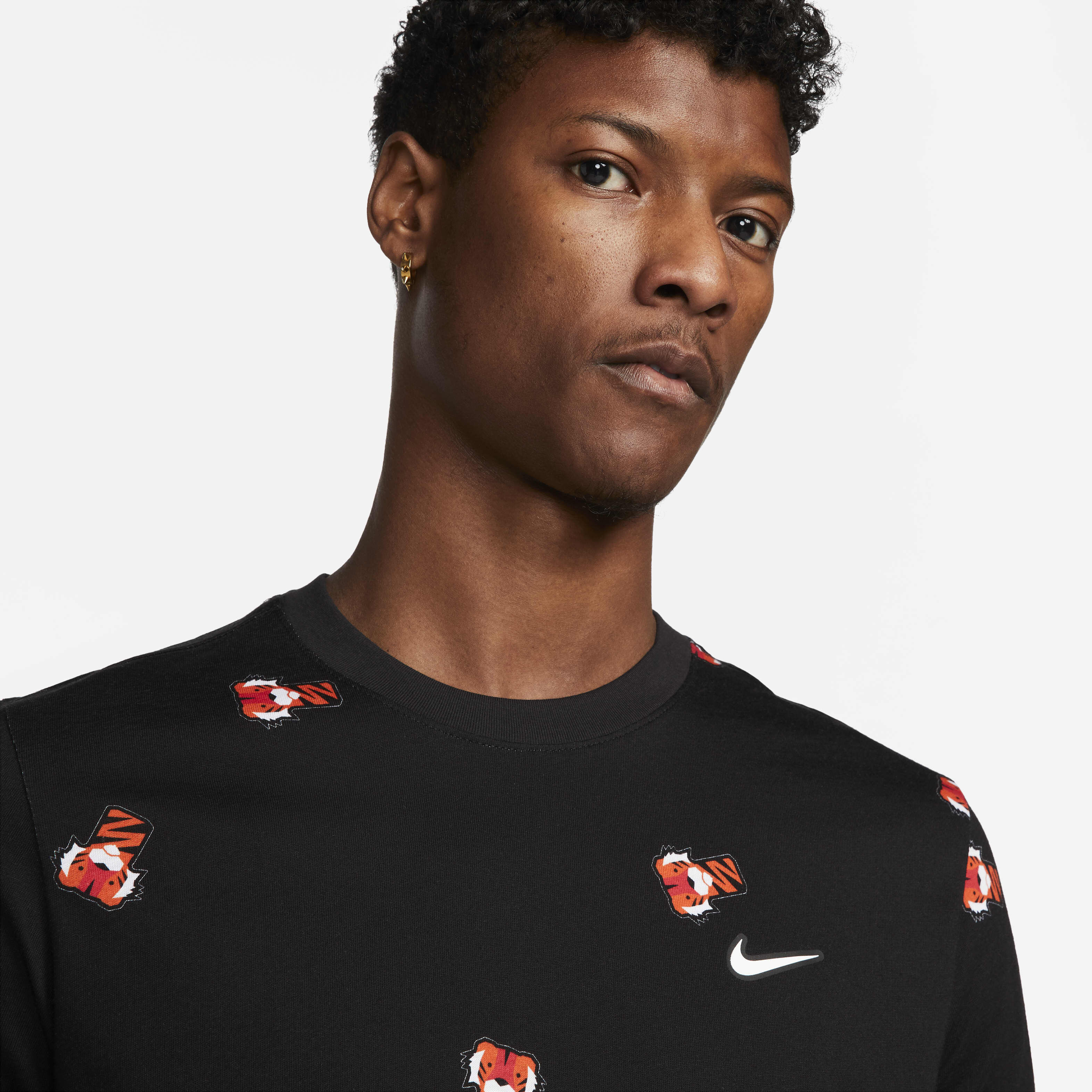 Nike tiger tee outlet