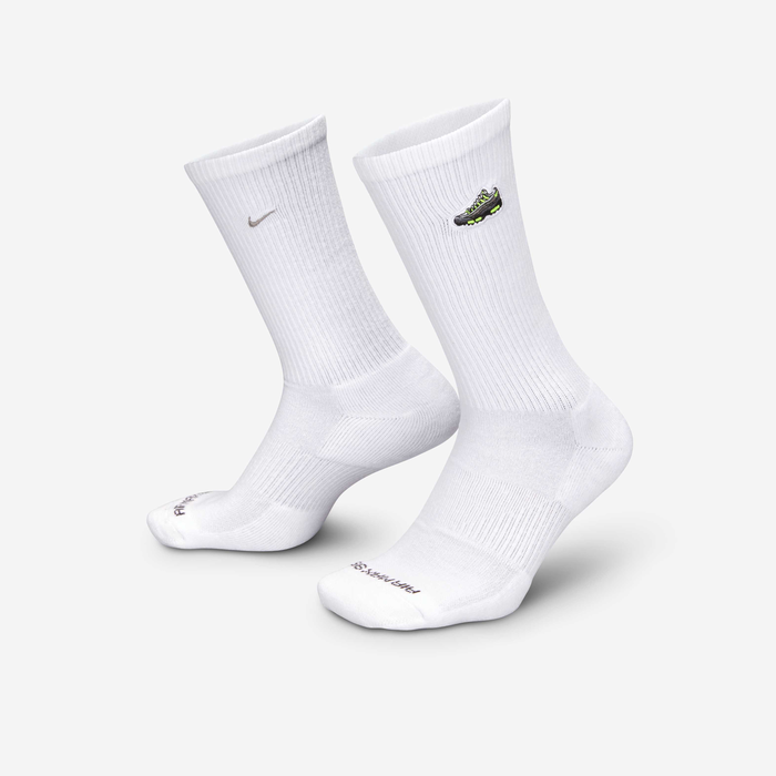 نايكي ايفريداي بلس كوشيند image number 0 نايكي ايفريداي بلس كوشيند image number 0