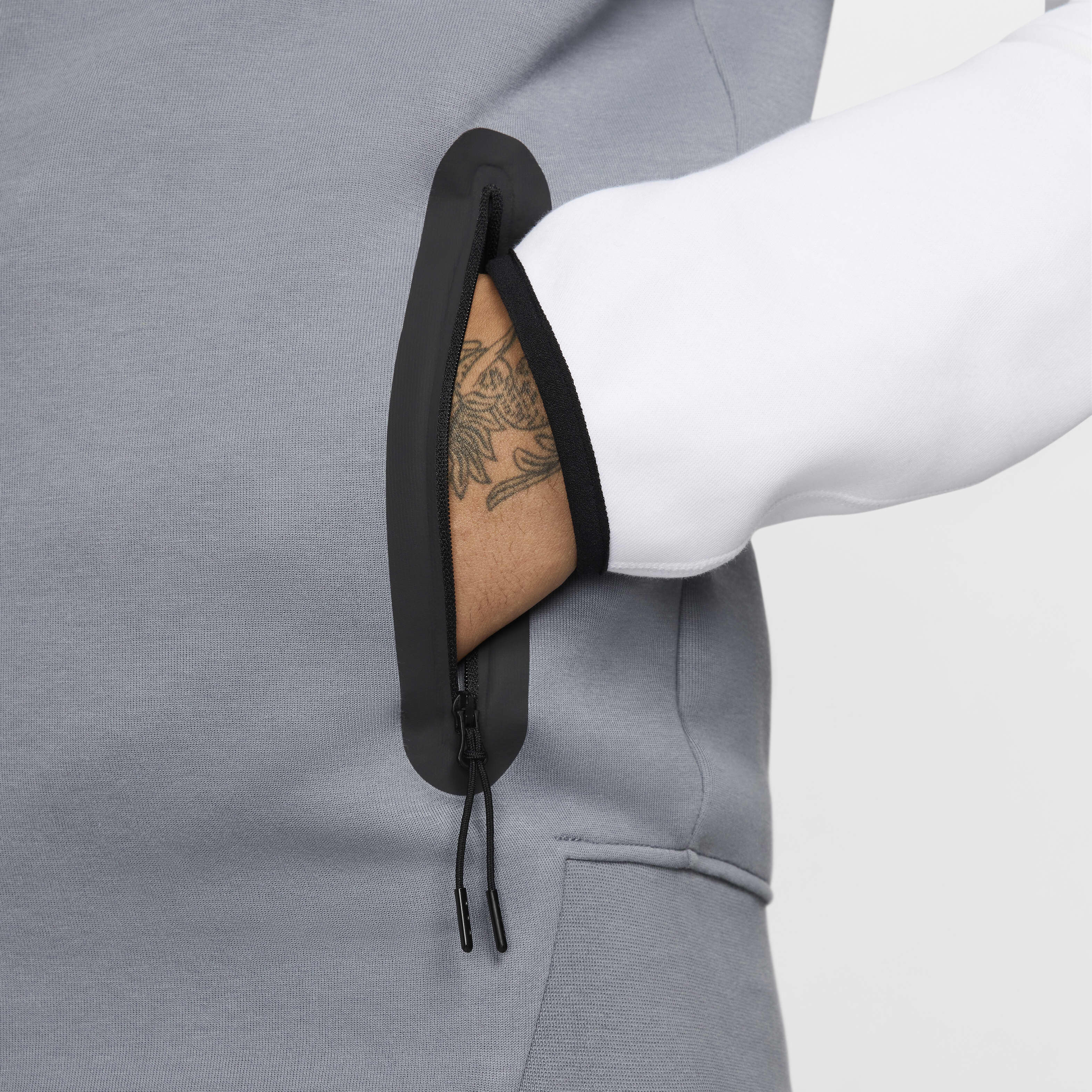 نايكي سبورتسوير تك فليس ويندرانر image number 8