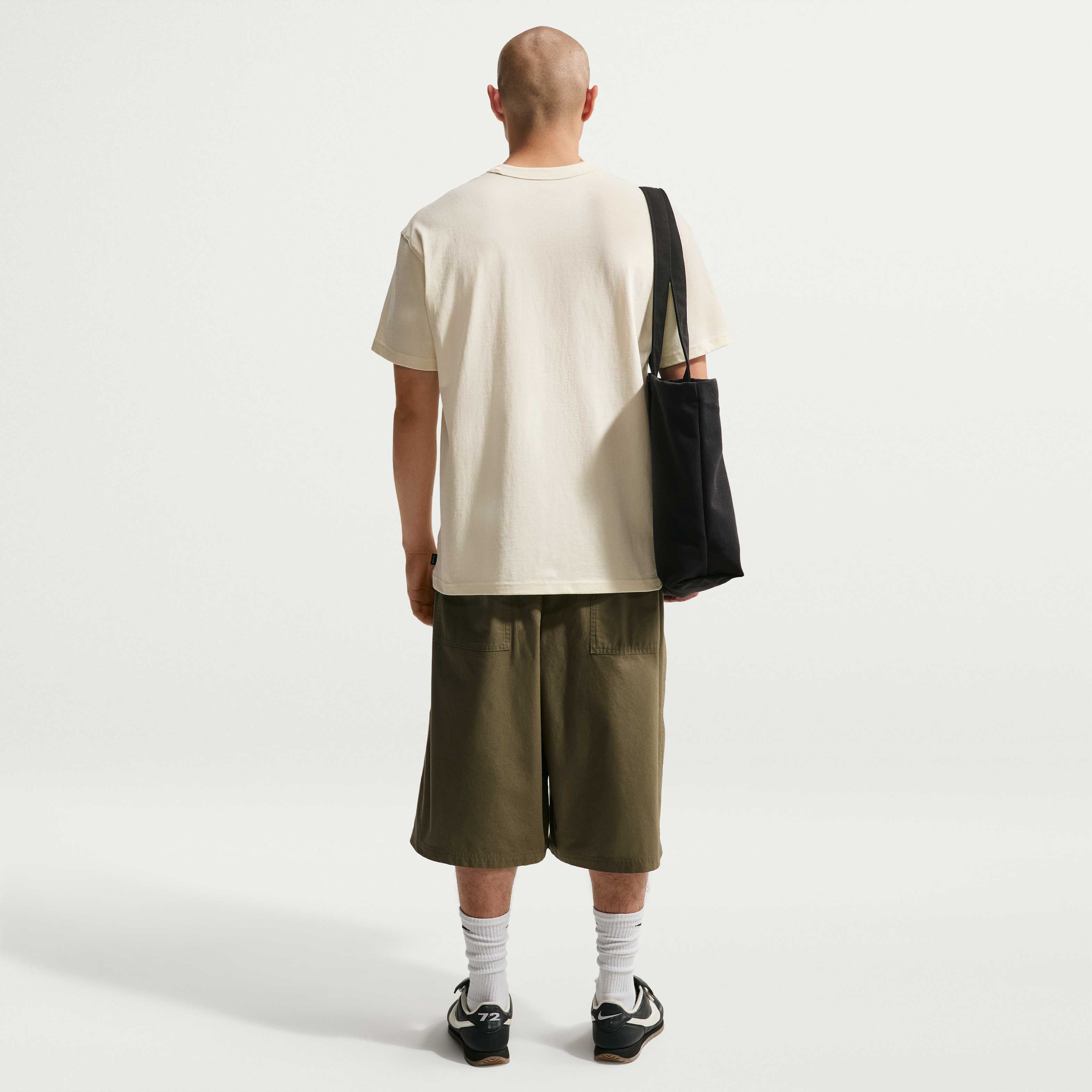 Nike Sportswear Premium Essentials image number 4