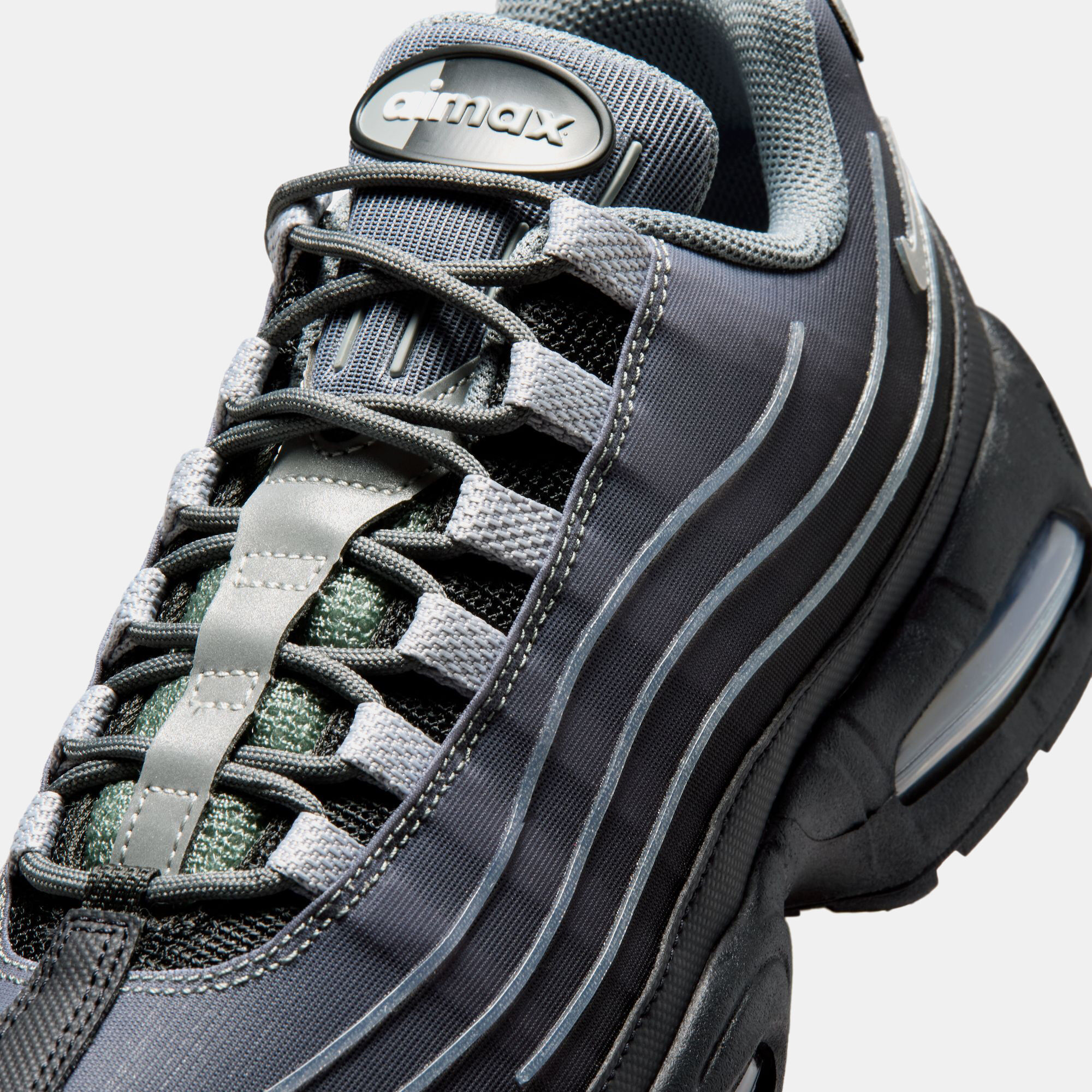 Nike Air Max 95 Tech image number 8