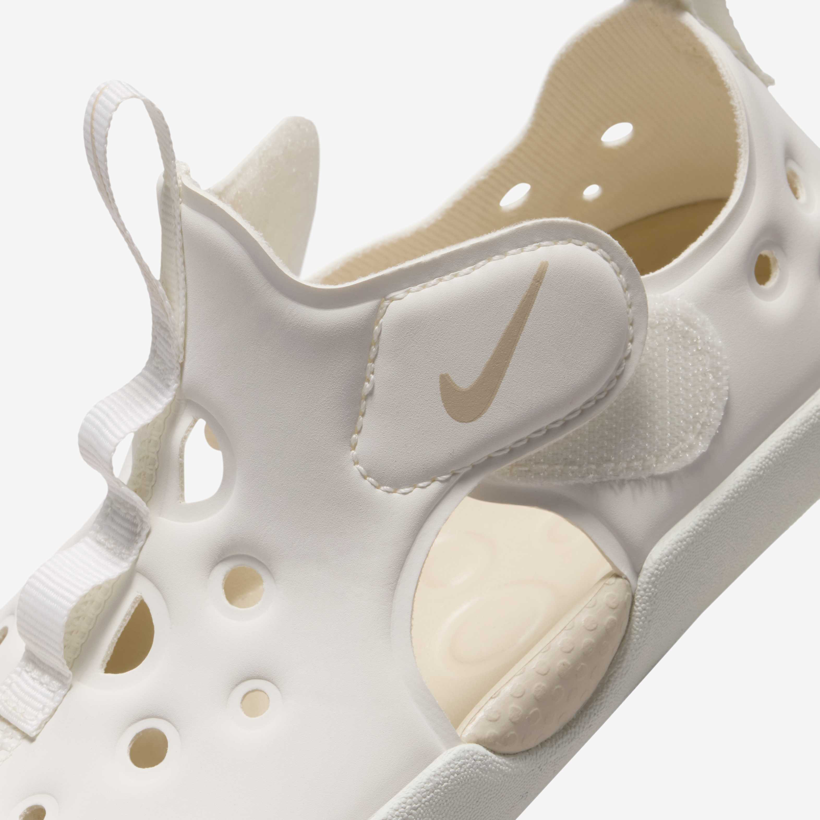 Nike Sunray Protect 4 image number 8