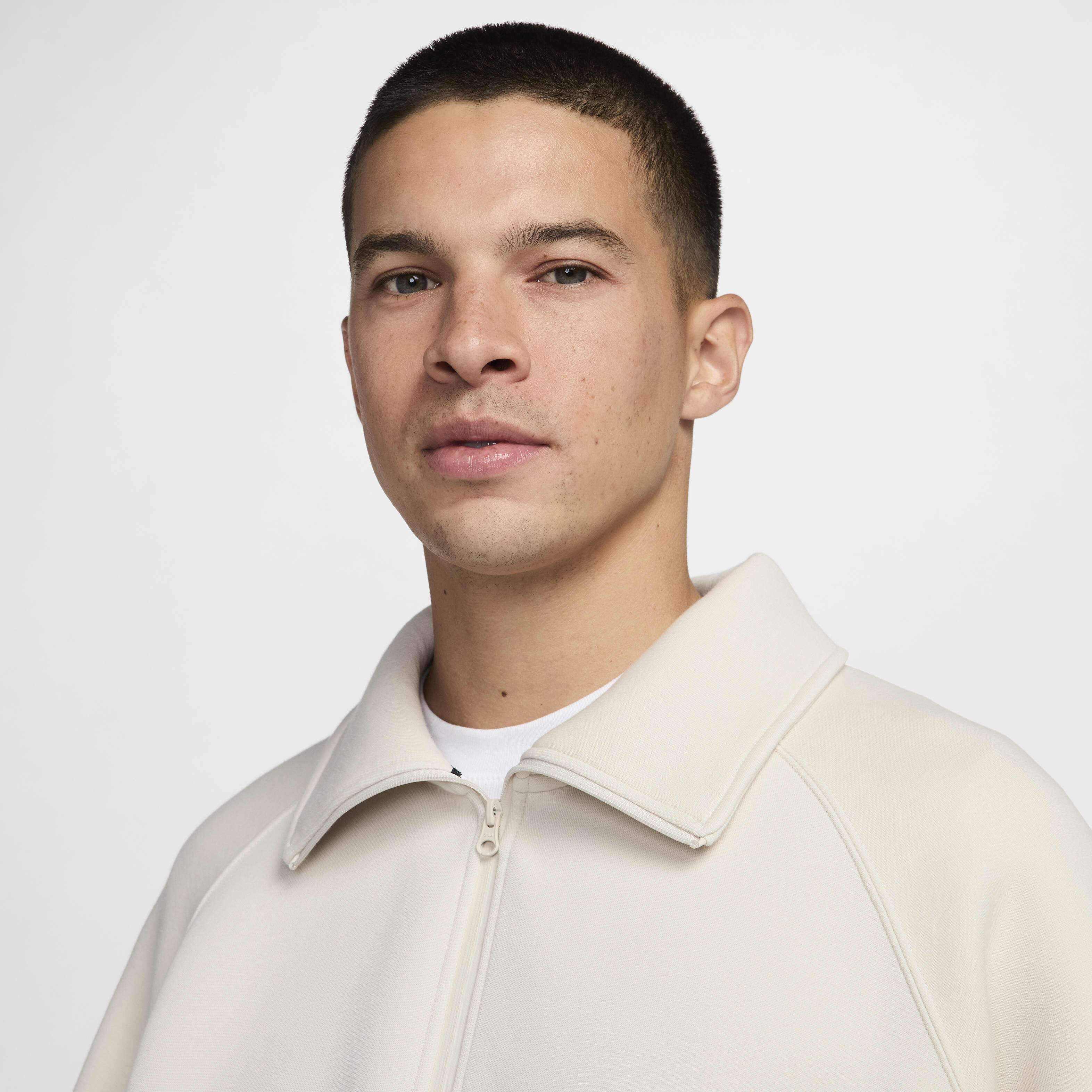 نايكي تك image number 2