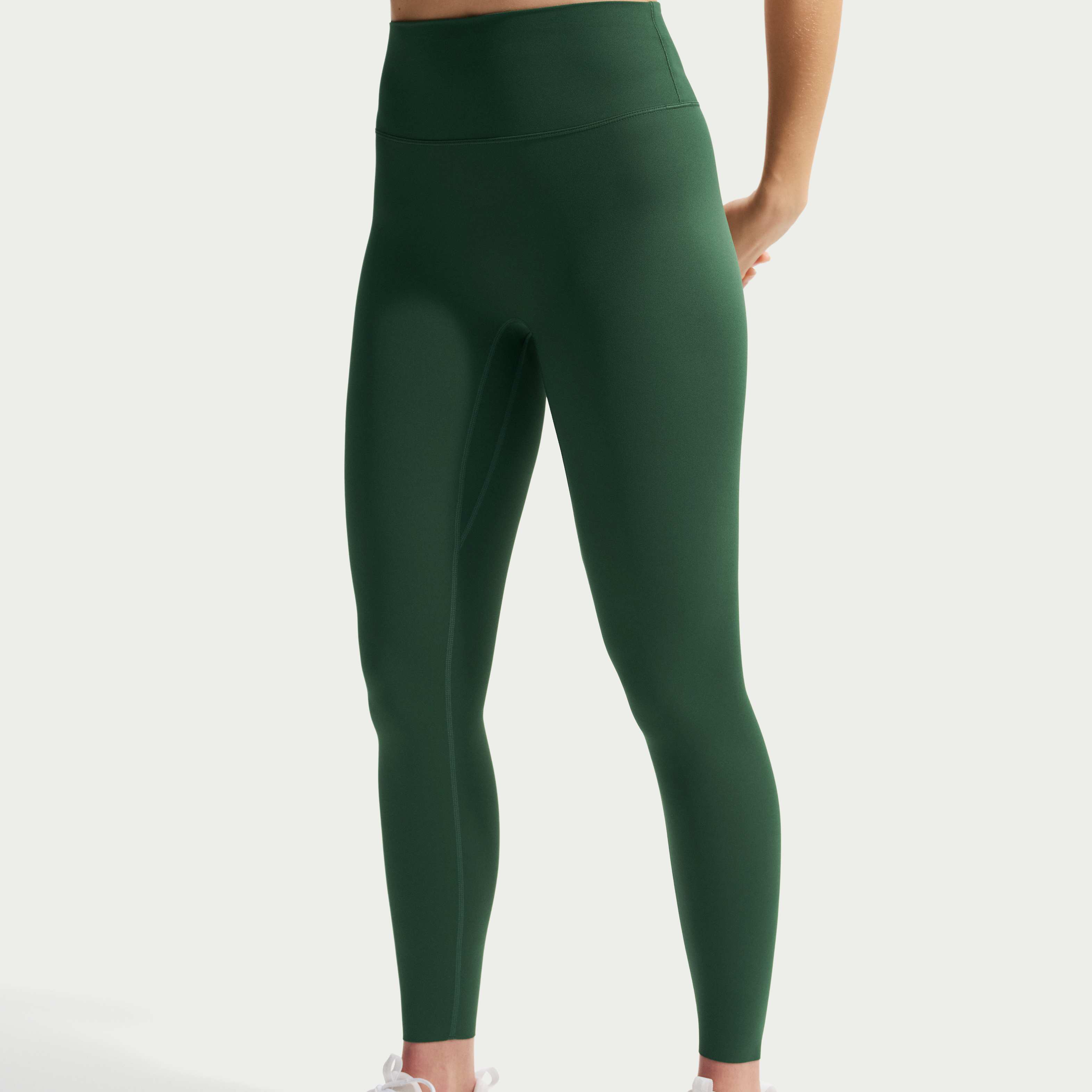 Nike Zenvy image number 1